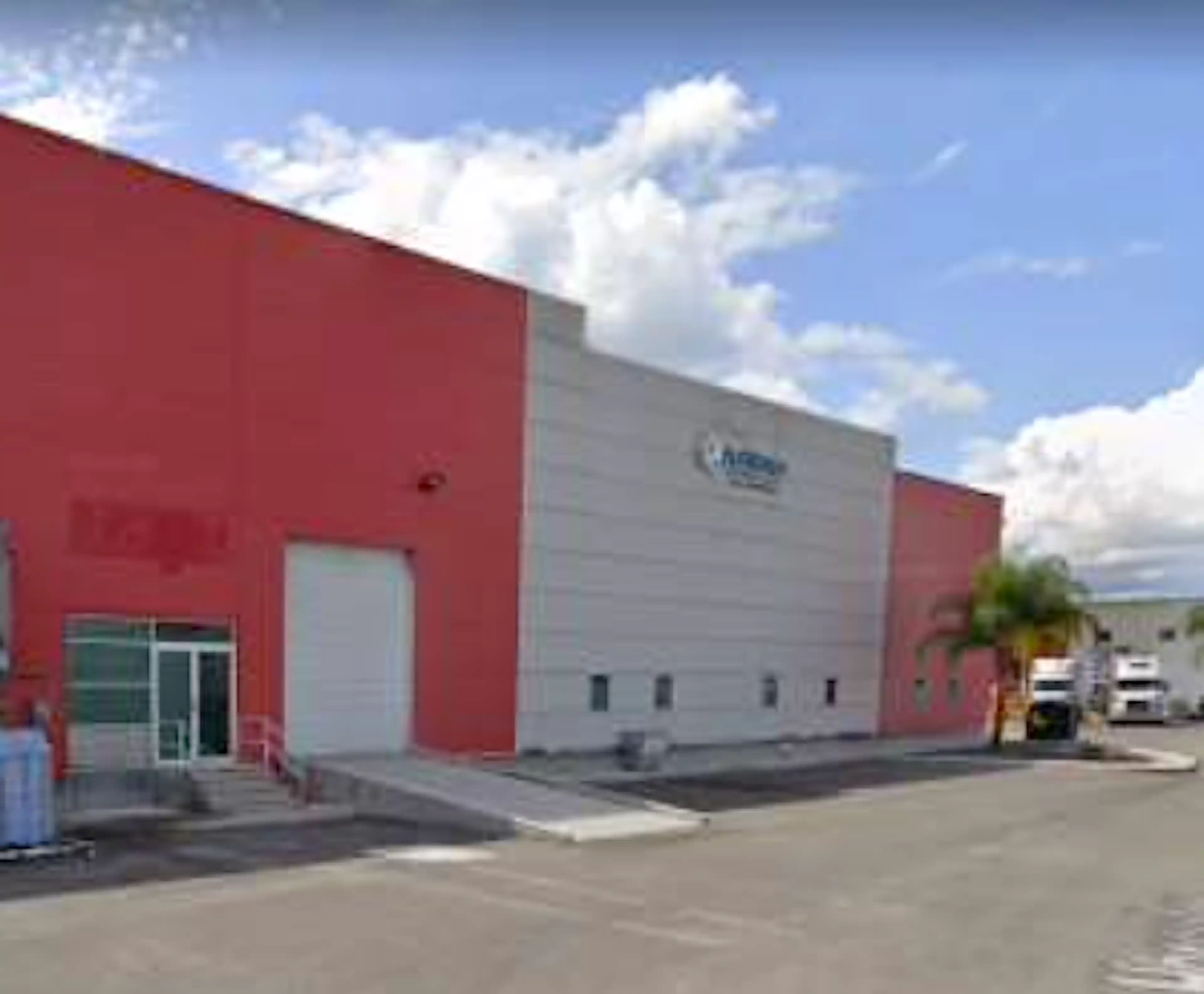 RENTA DE BODEGA IND. POL STA ROSA J. QUERETARO.