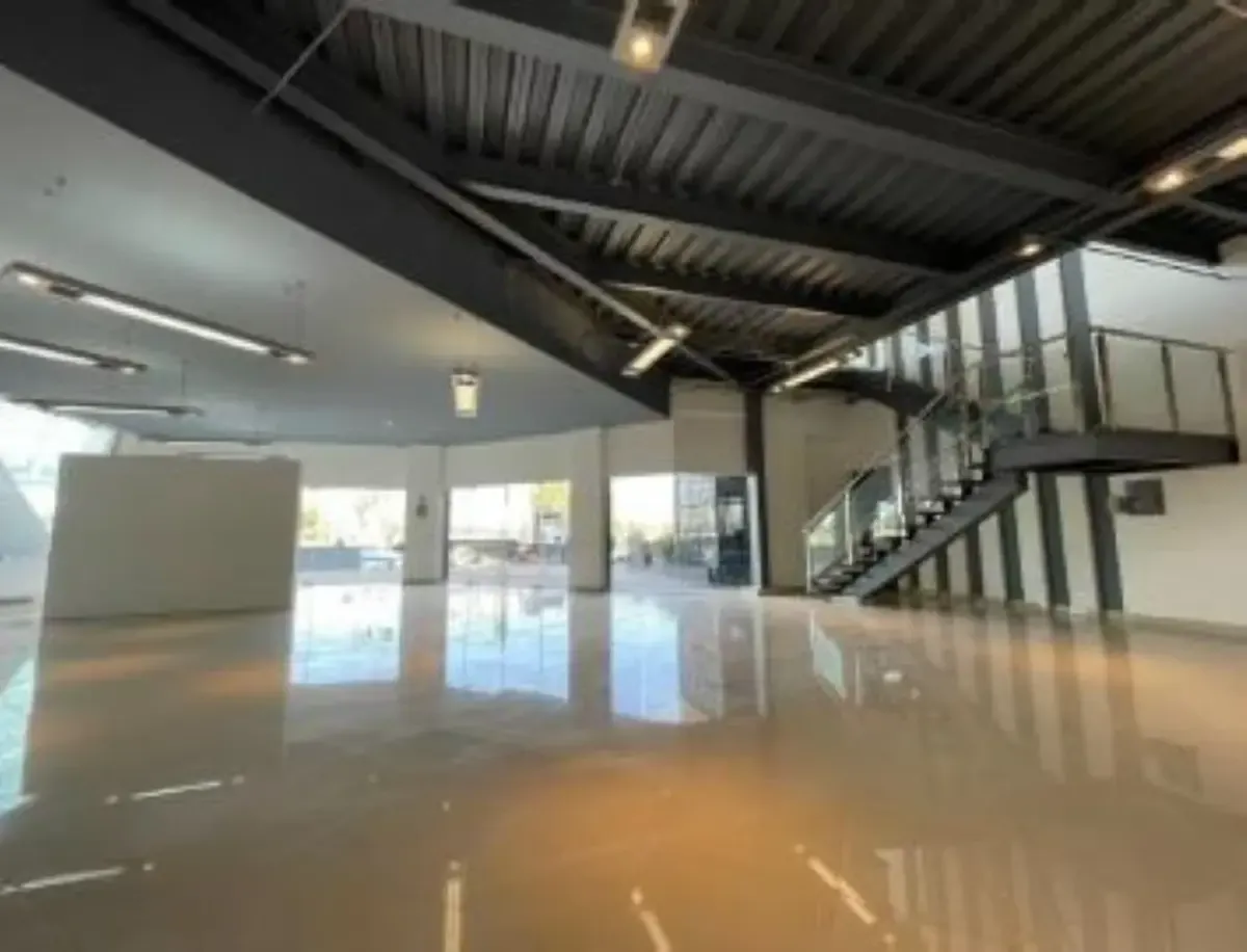 Local Comercial Spot2