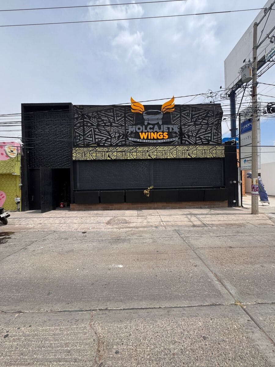 Local Comercial Spot2