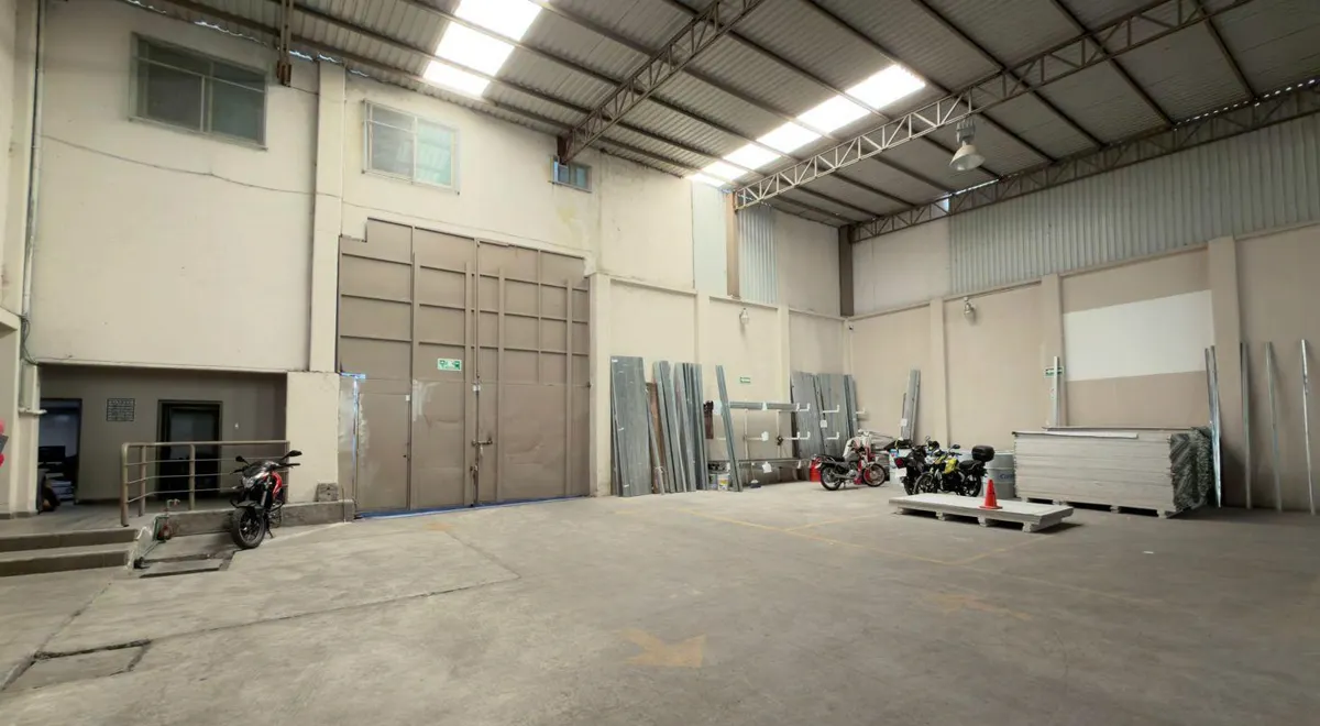 Local Comercial Spot2