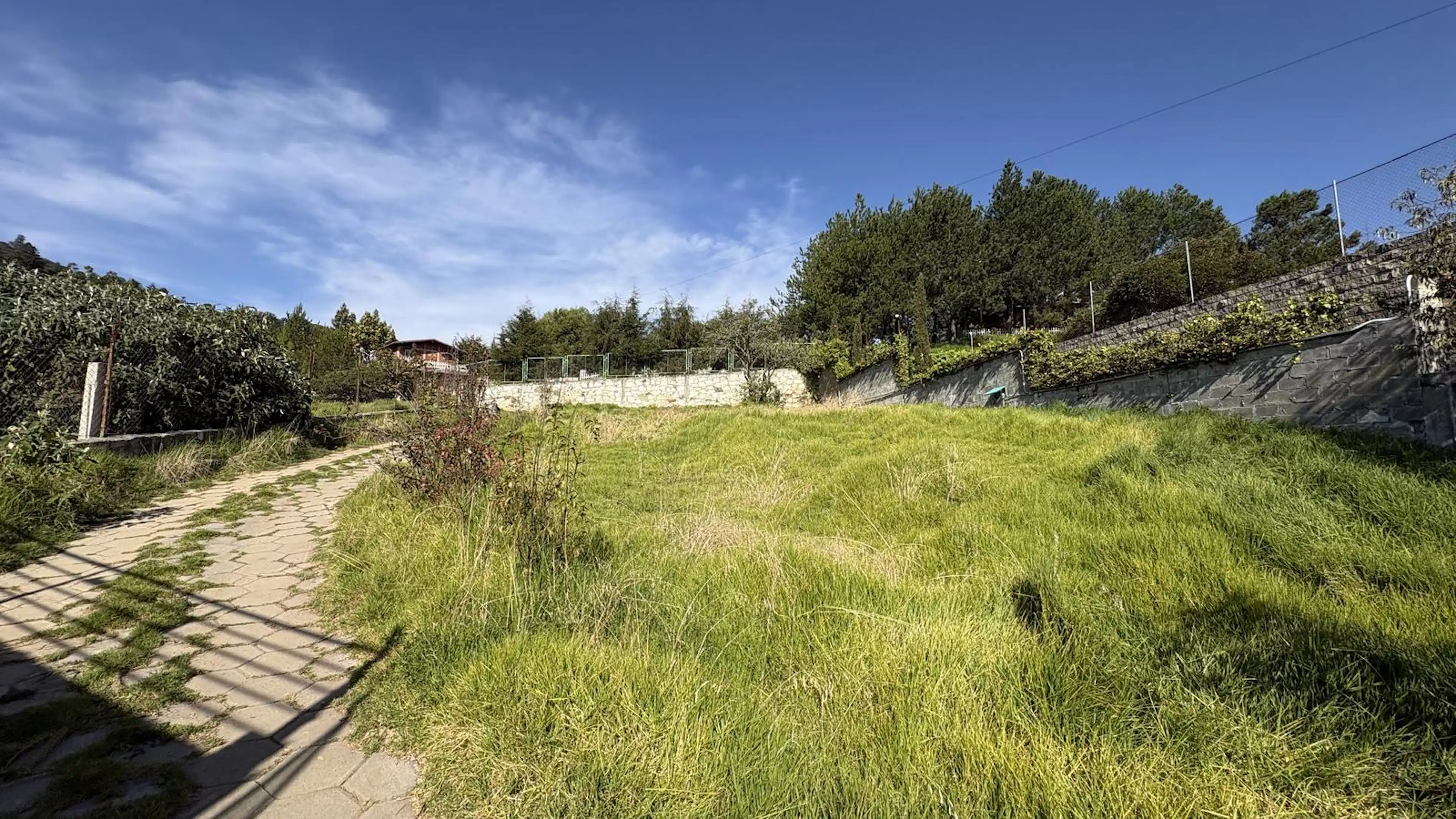 Real del monte terreno céntrico en venta