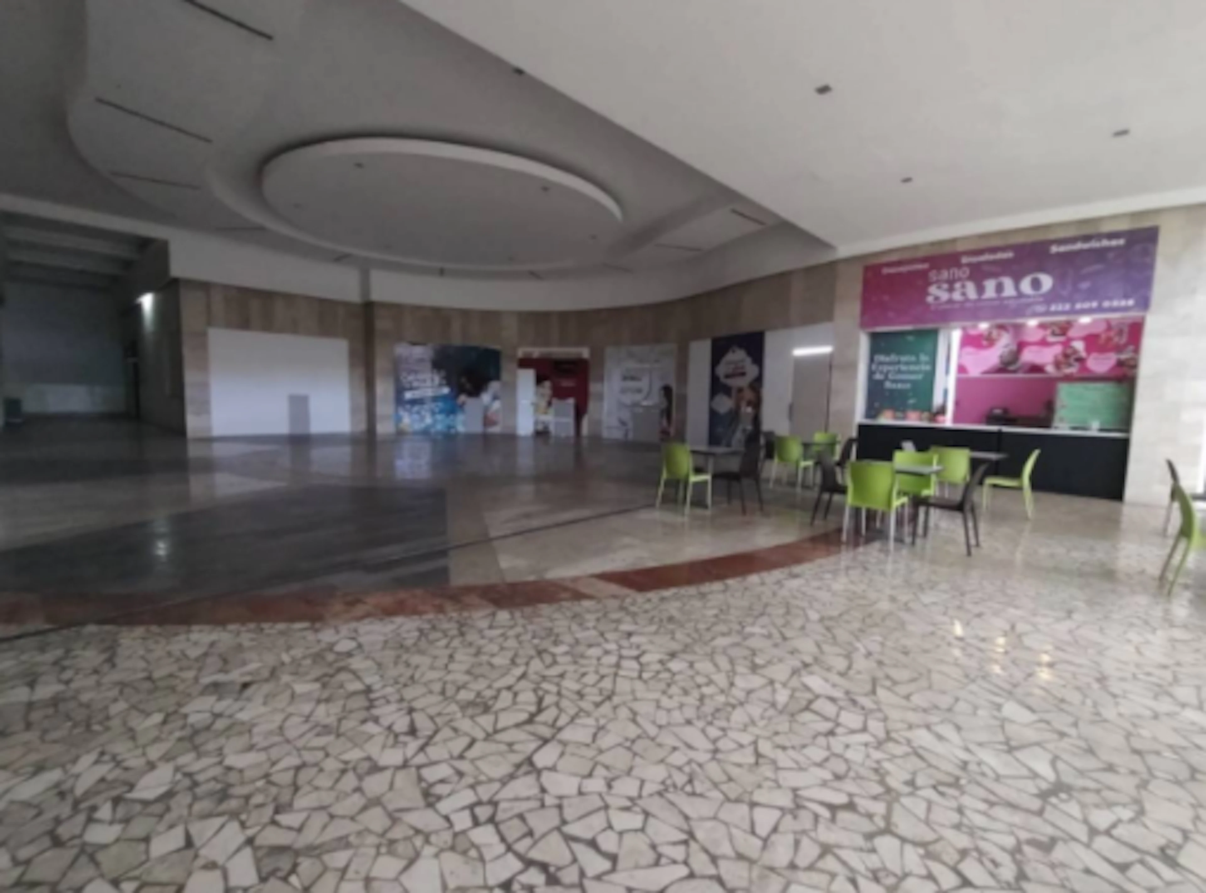 Local Comercial Spot2