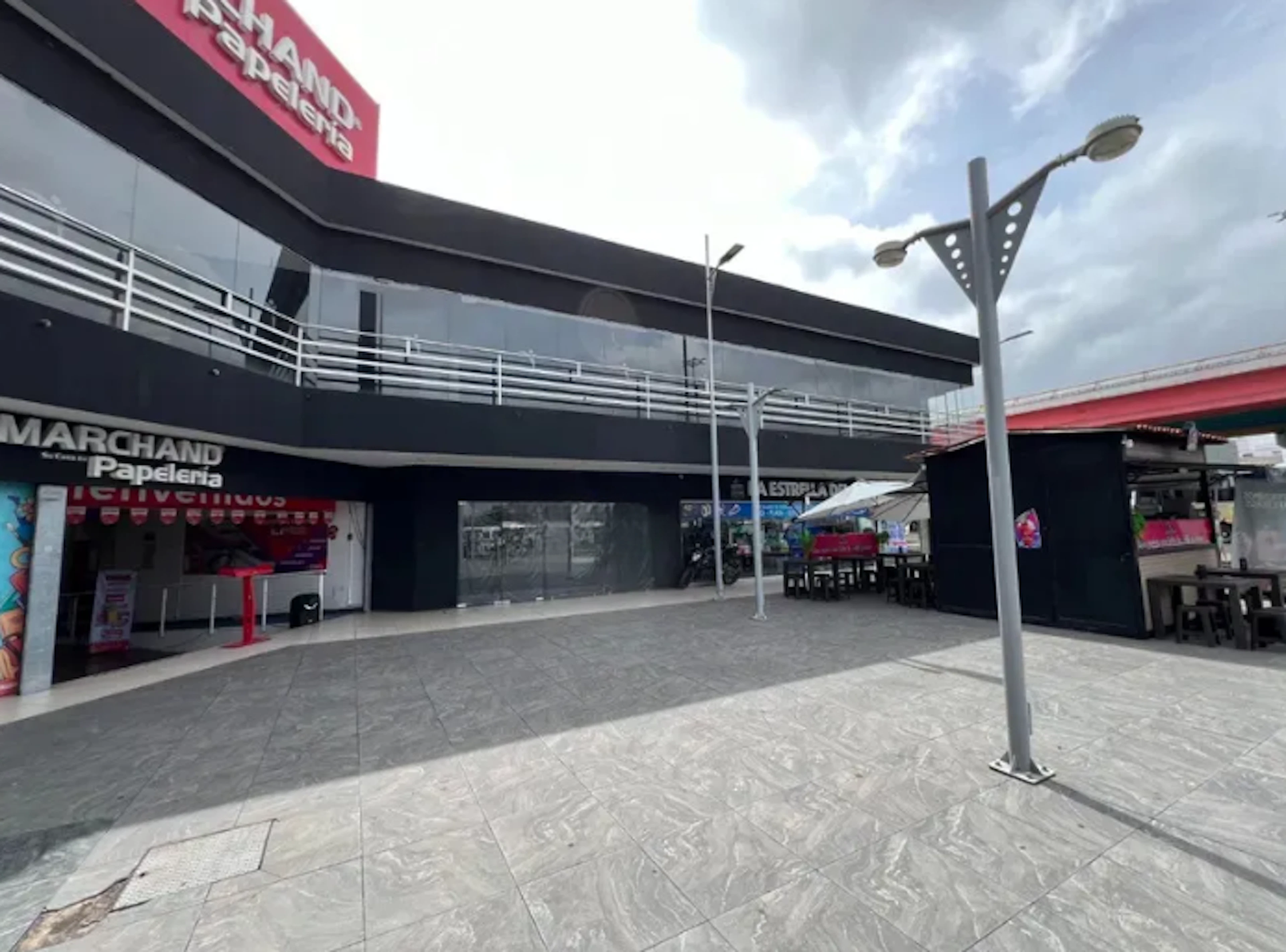 Local Comercial Spot2