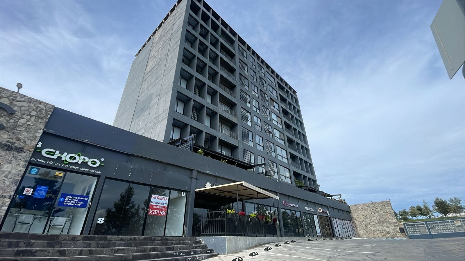 Local Comercial Spot2