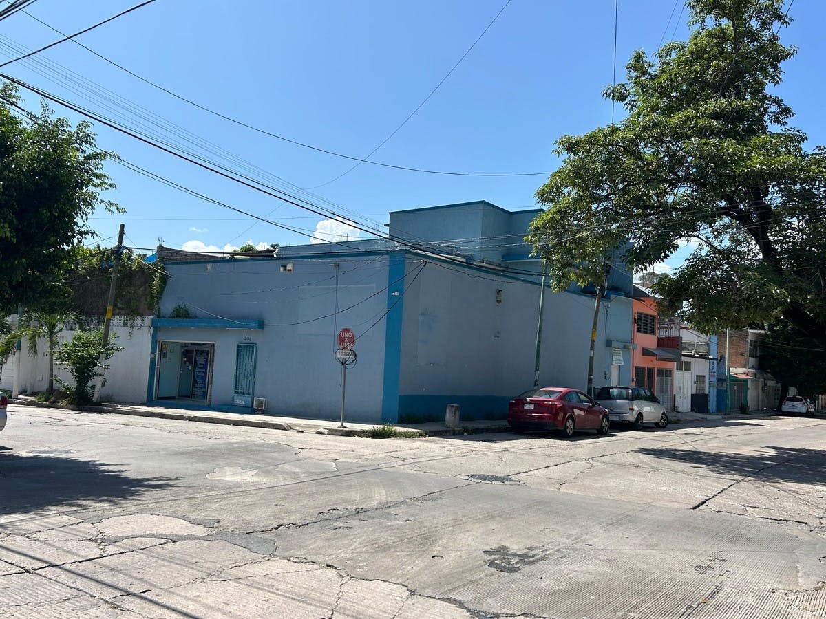 Local Comercial Spot2