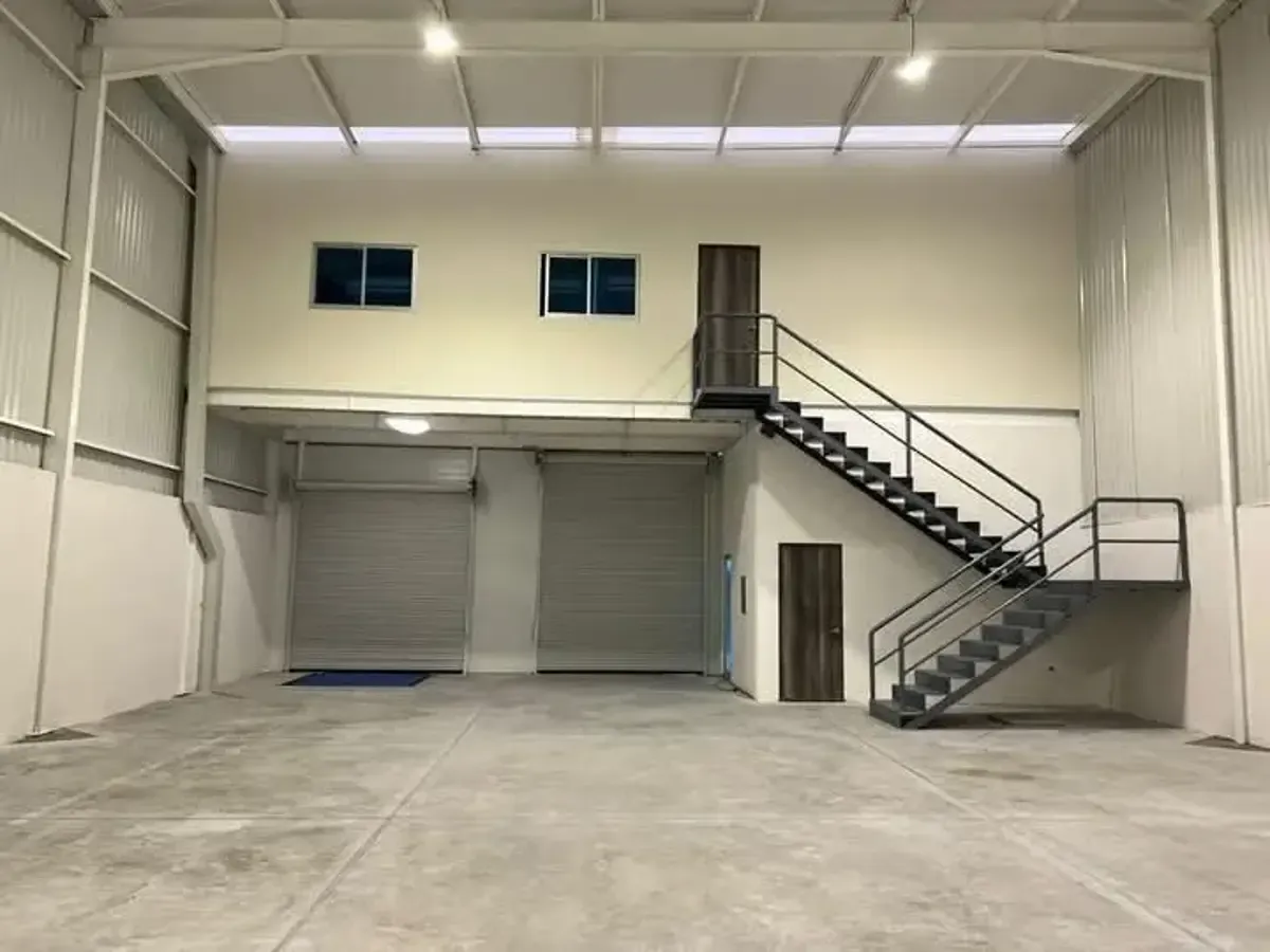 Industrial Spot2