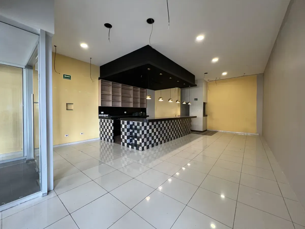 Local Comercial Spot2