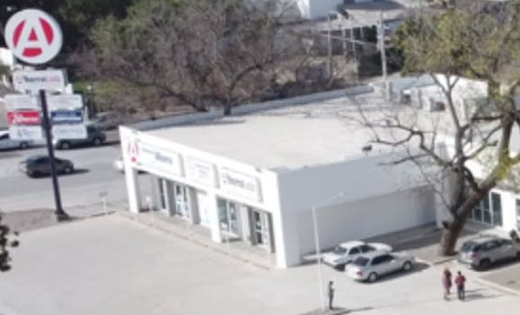 Local Comercial Spot2