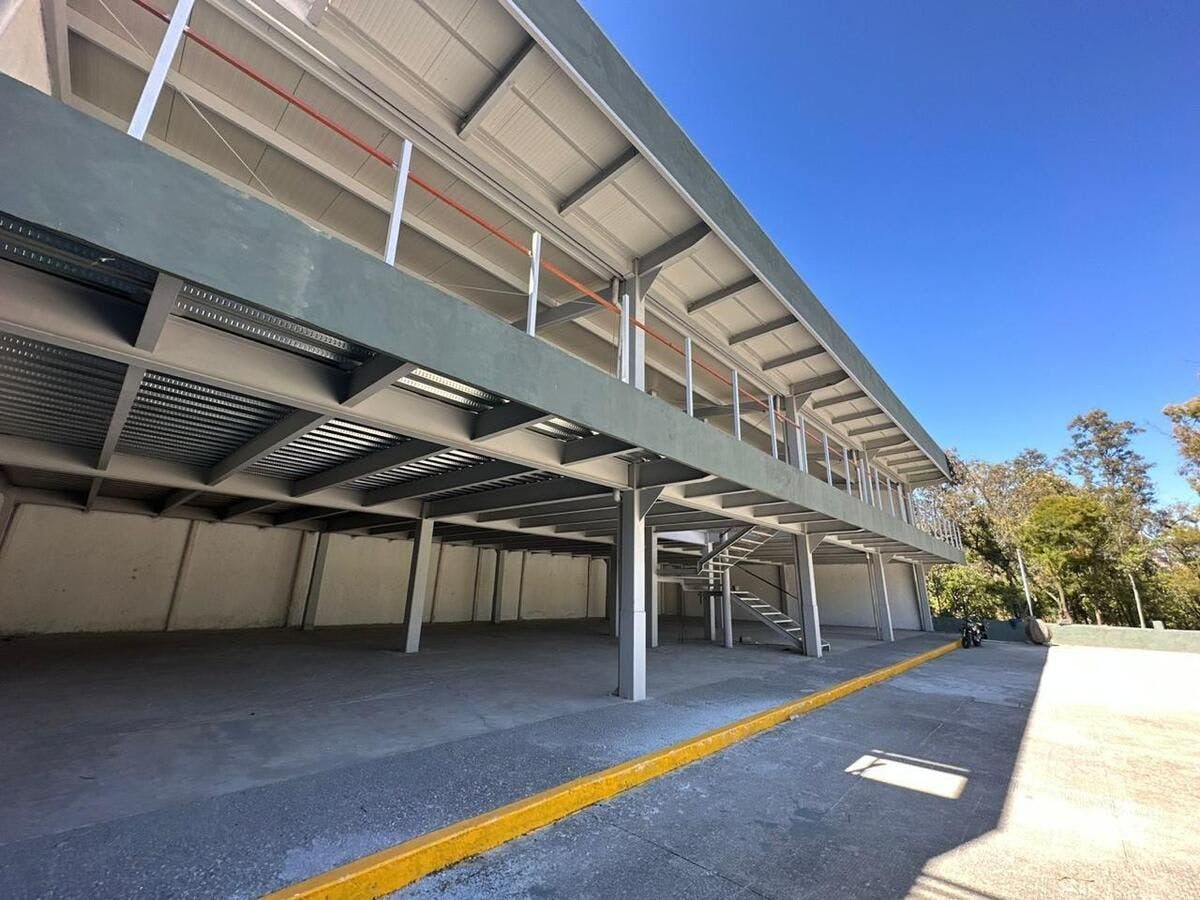 Local Comercial Spot2