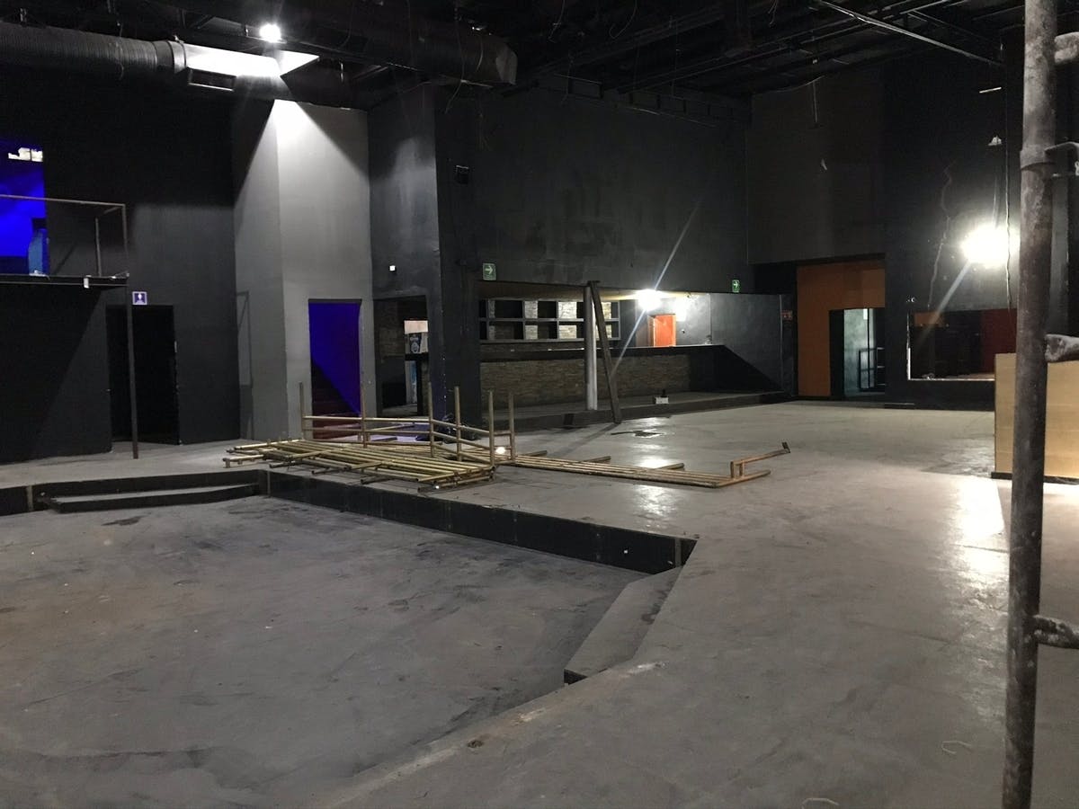 Local Comercial Spot2