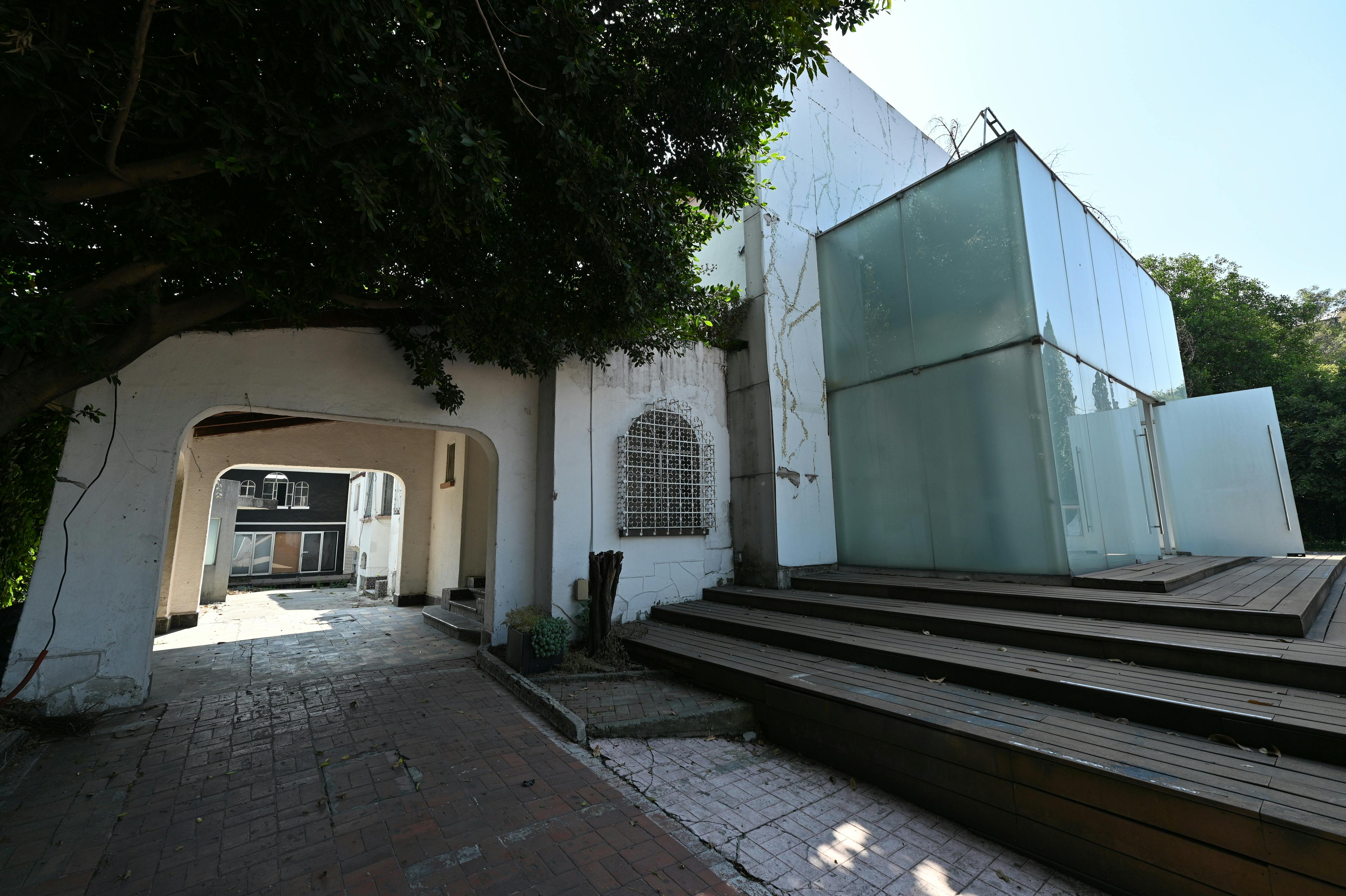 Local Comercial Spot2