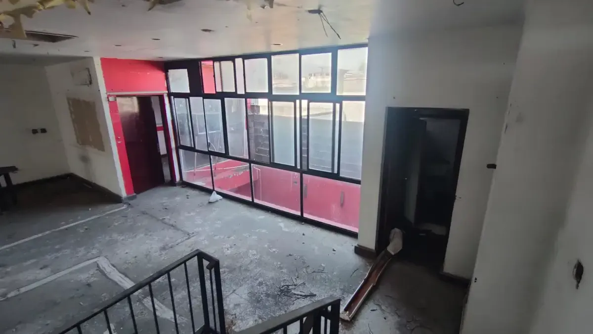 Local Comercial Spot2