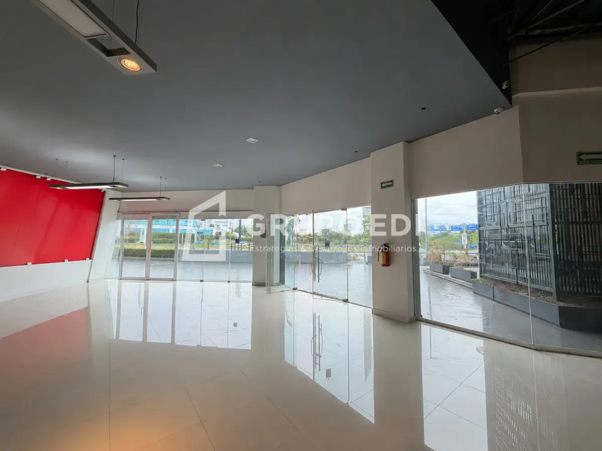 Local Comercial Spot2