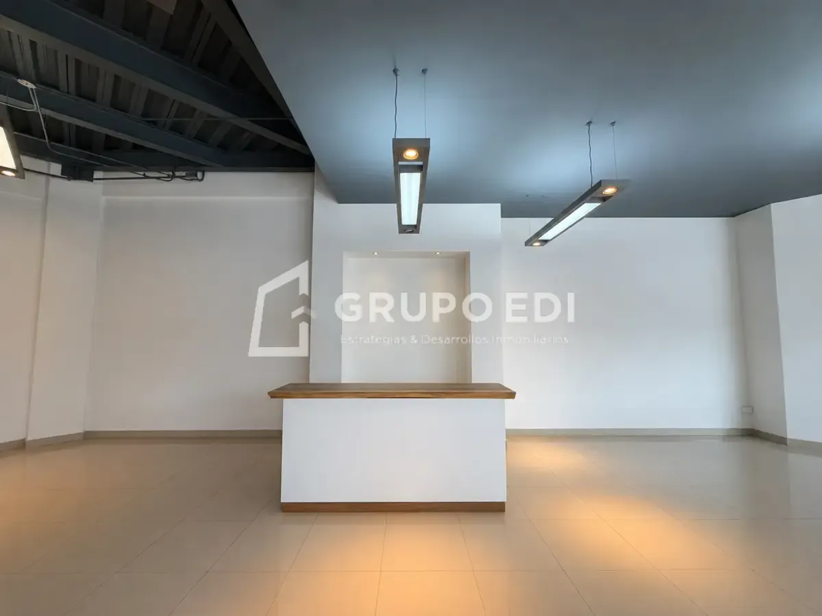 Local Comercial Spot2