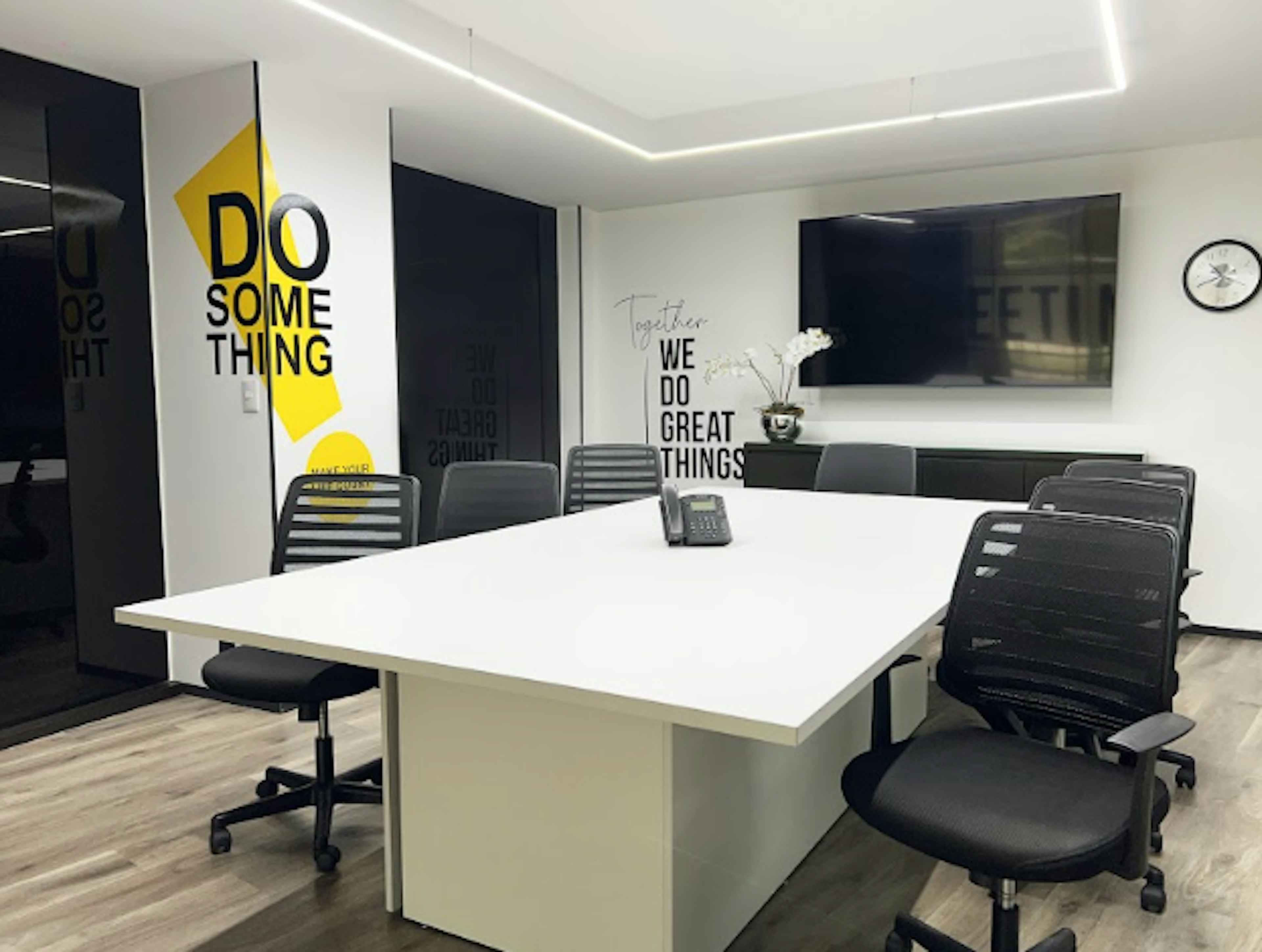 Oficina De 4-6 Personas