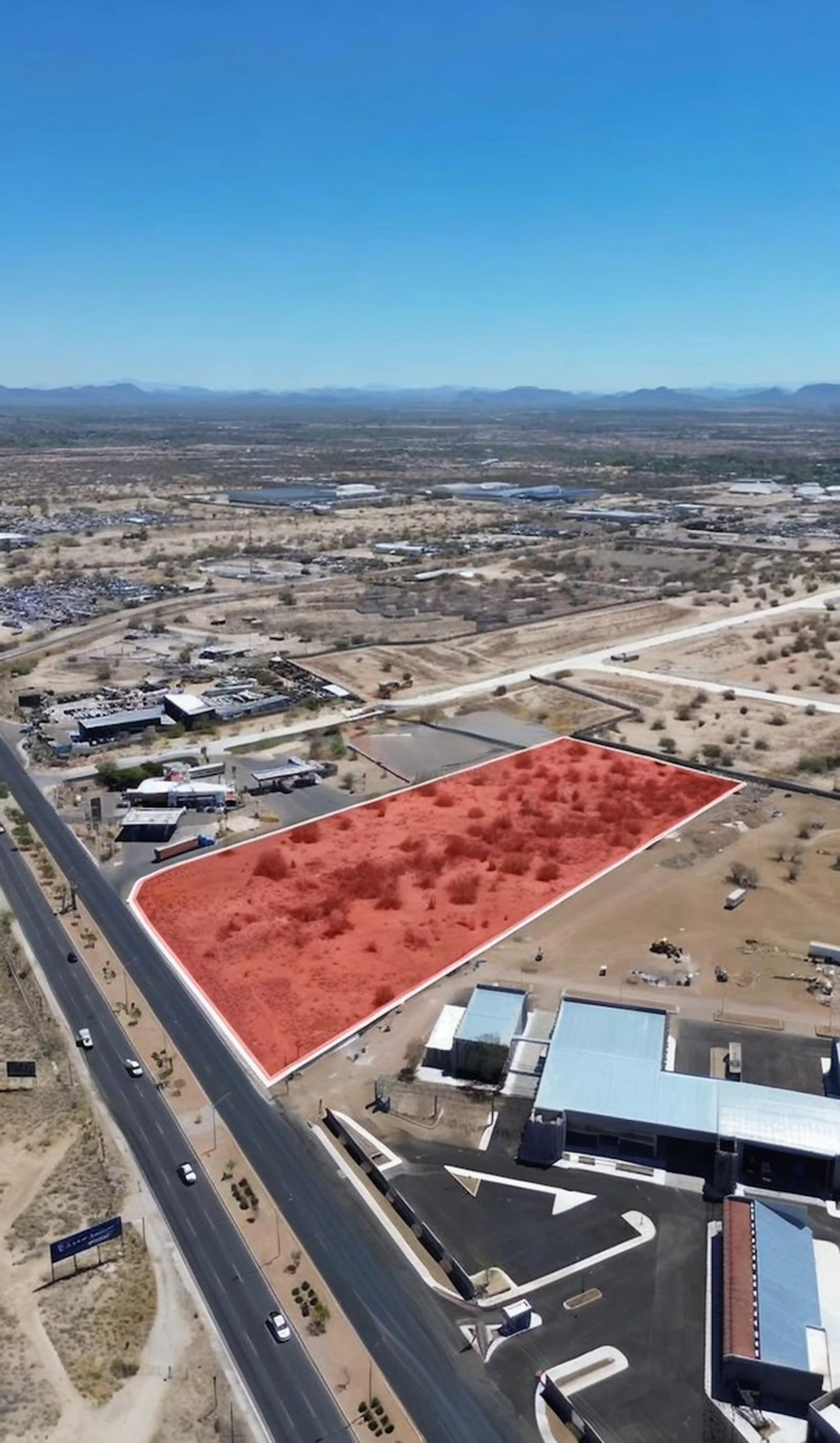 TERRENO EN VENTA SOBRE BLVD. ENRIQUE MAZON