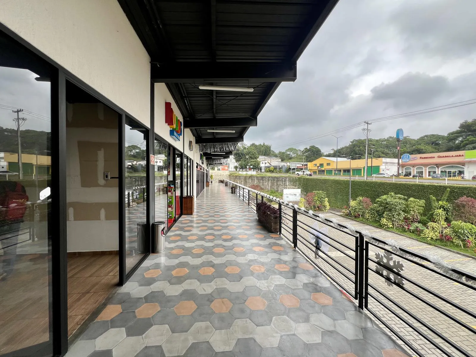 Local Comercial Spot2