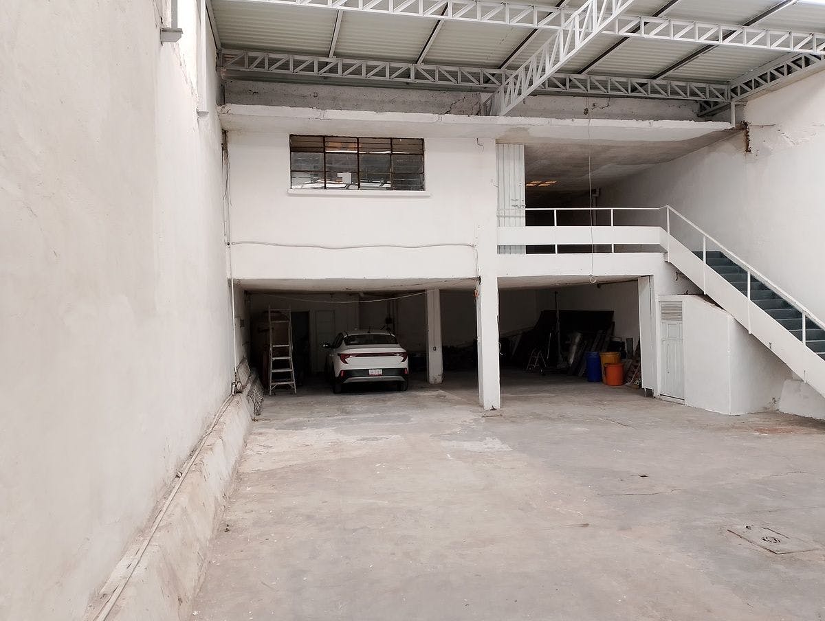 Local Comercial Spot2