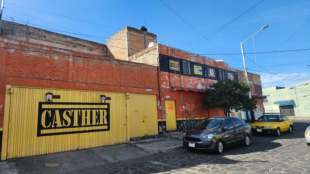 Local Comercial Spot2