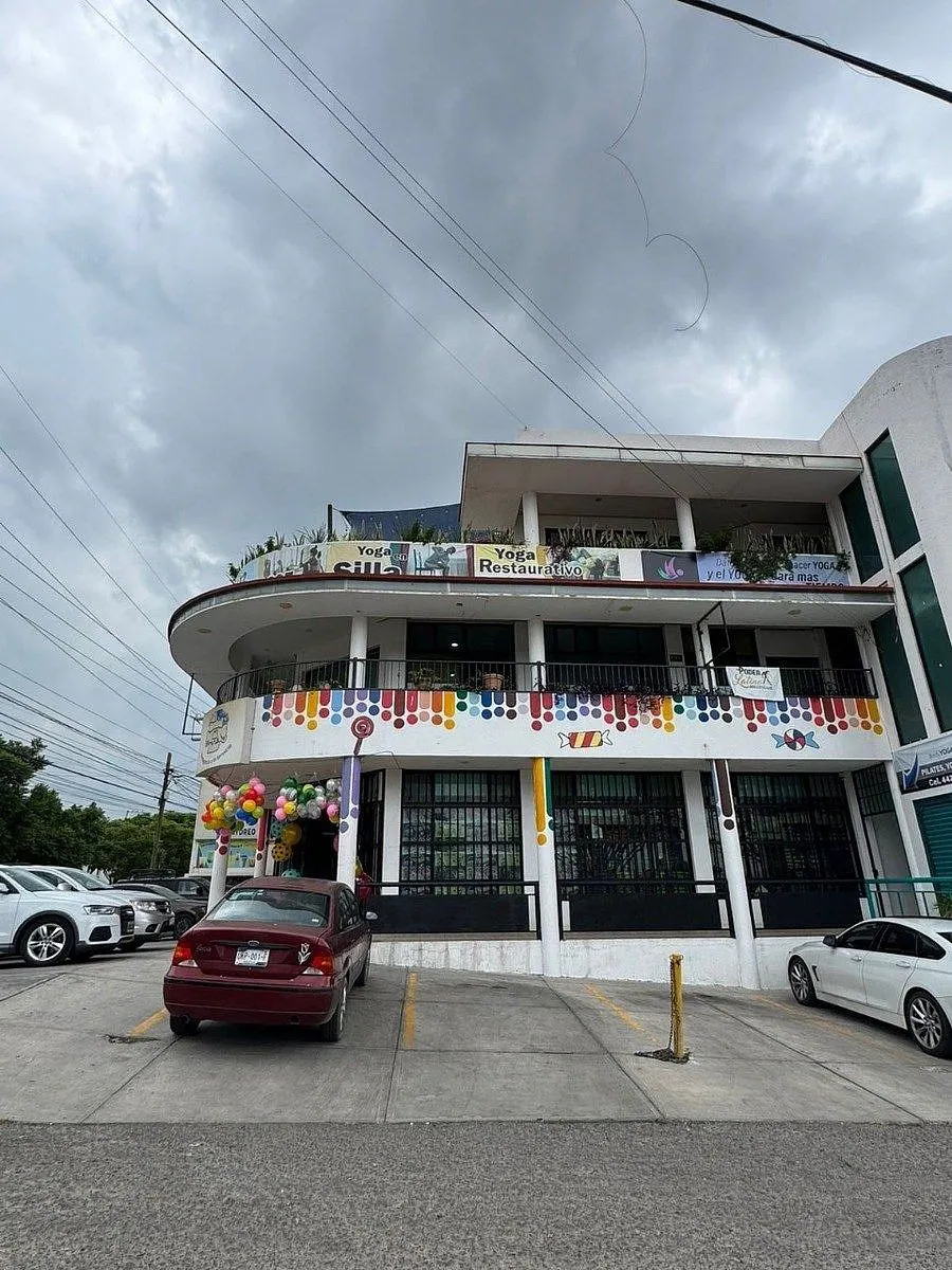 Local Comercial Spot2