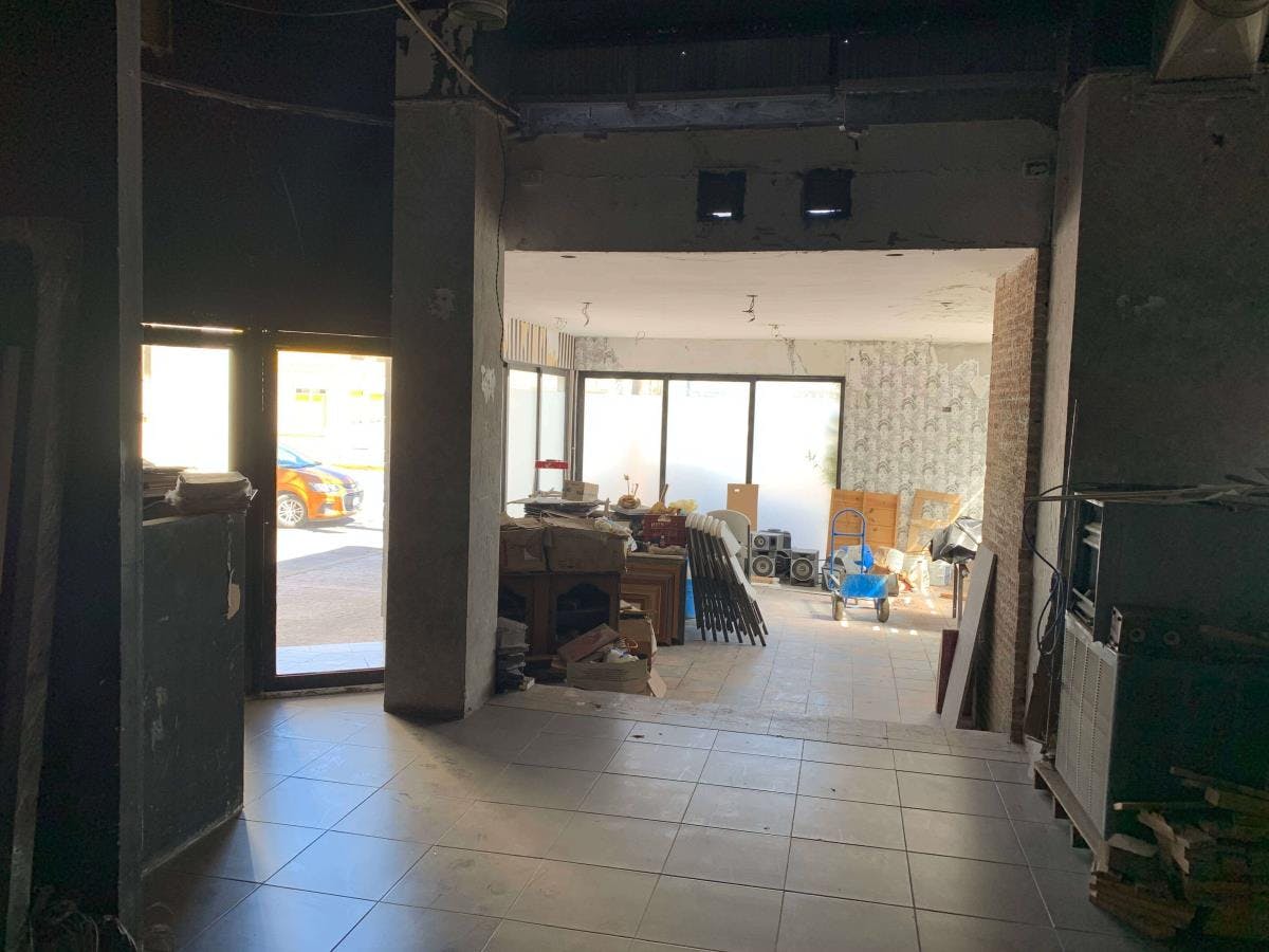 Local Comercial Spot2