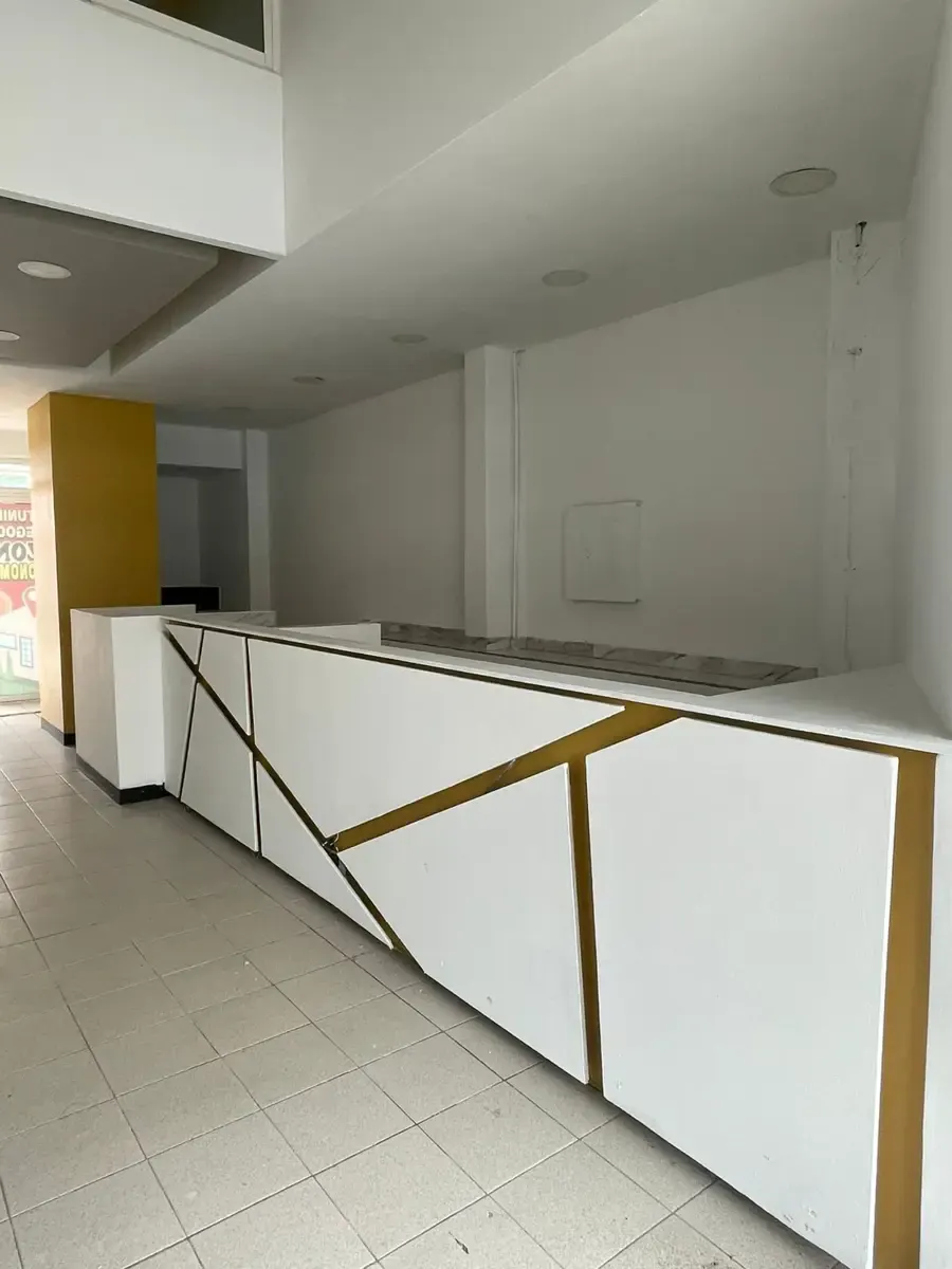 Local Comercial Spot2
