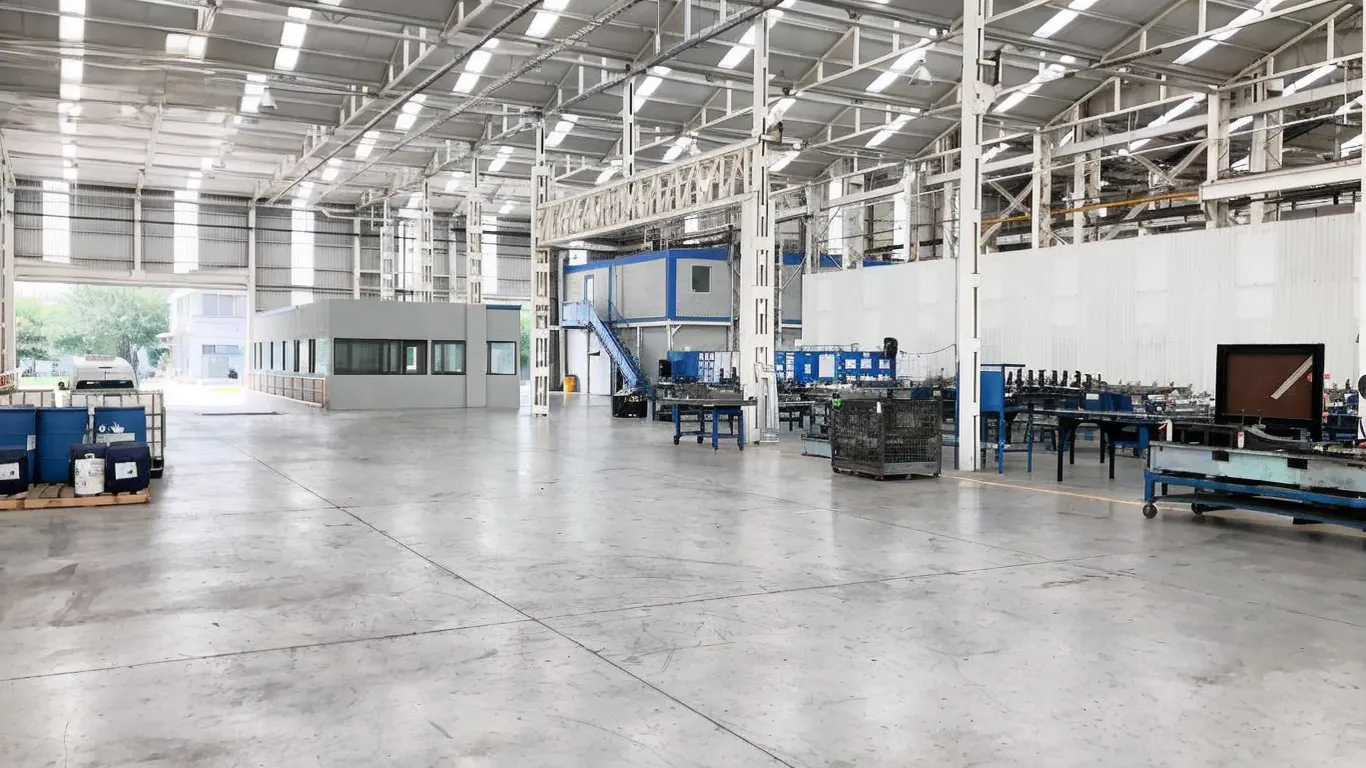 Industrial Spot2
