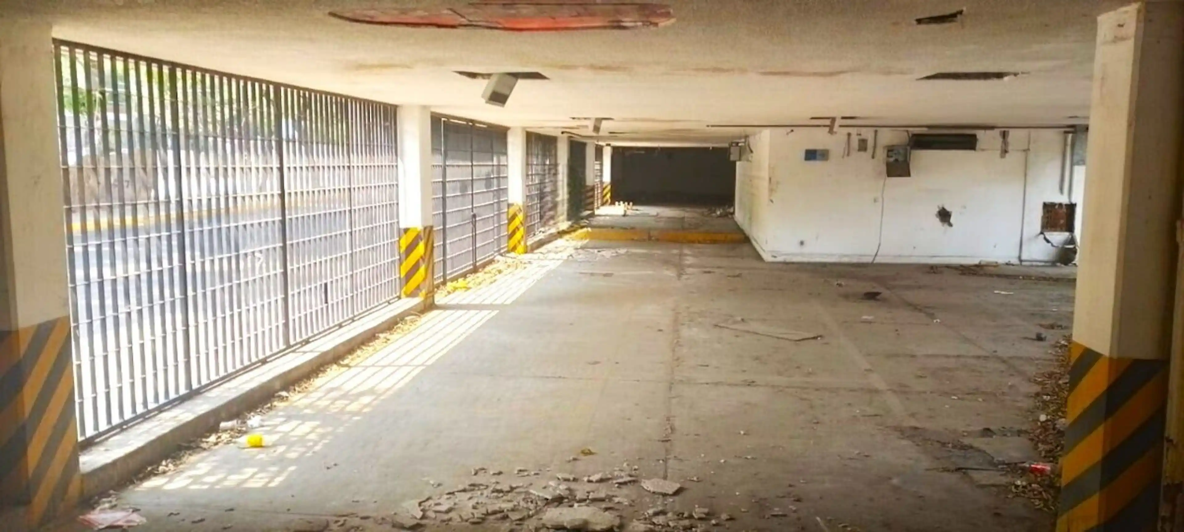SE VENDE BODEGA CON OFICINAS EN SANTA MARÍA INSURGENTES