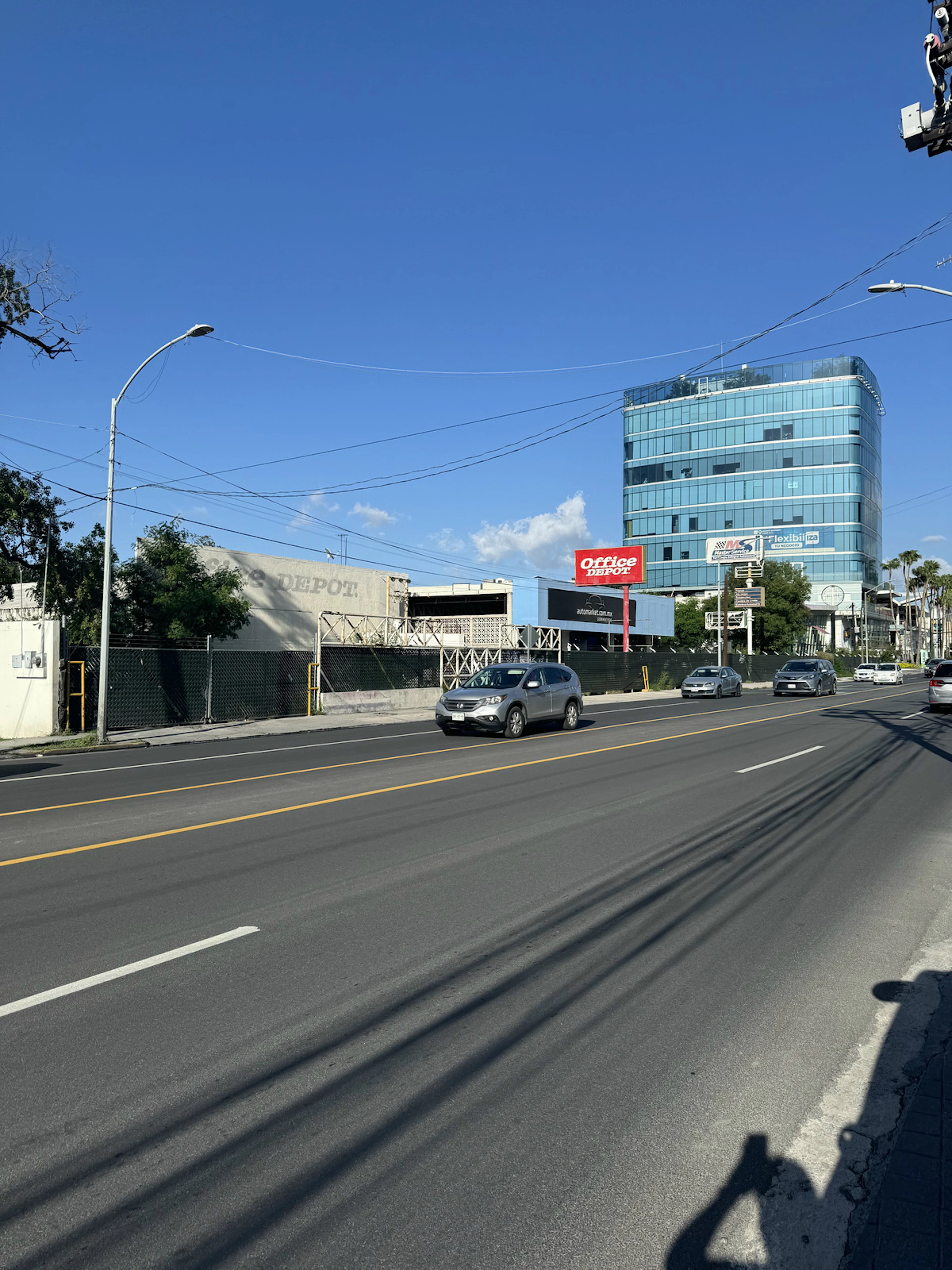 Local Comercial Spot2