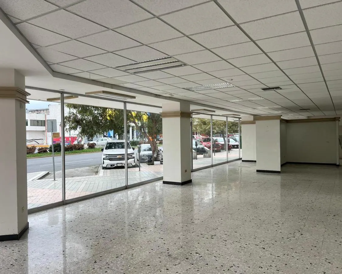 Local Comercial Spot2