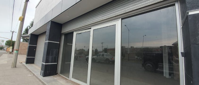 Local Comercial Spot2