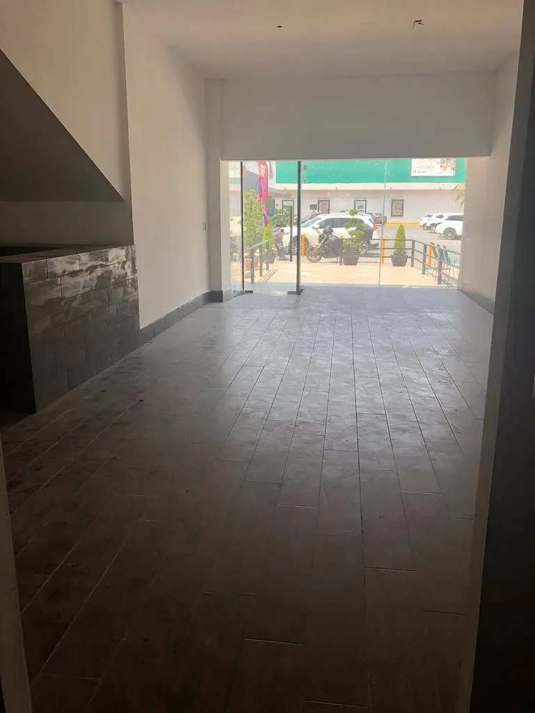 Local Comercial Spot2