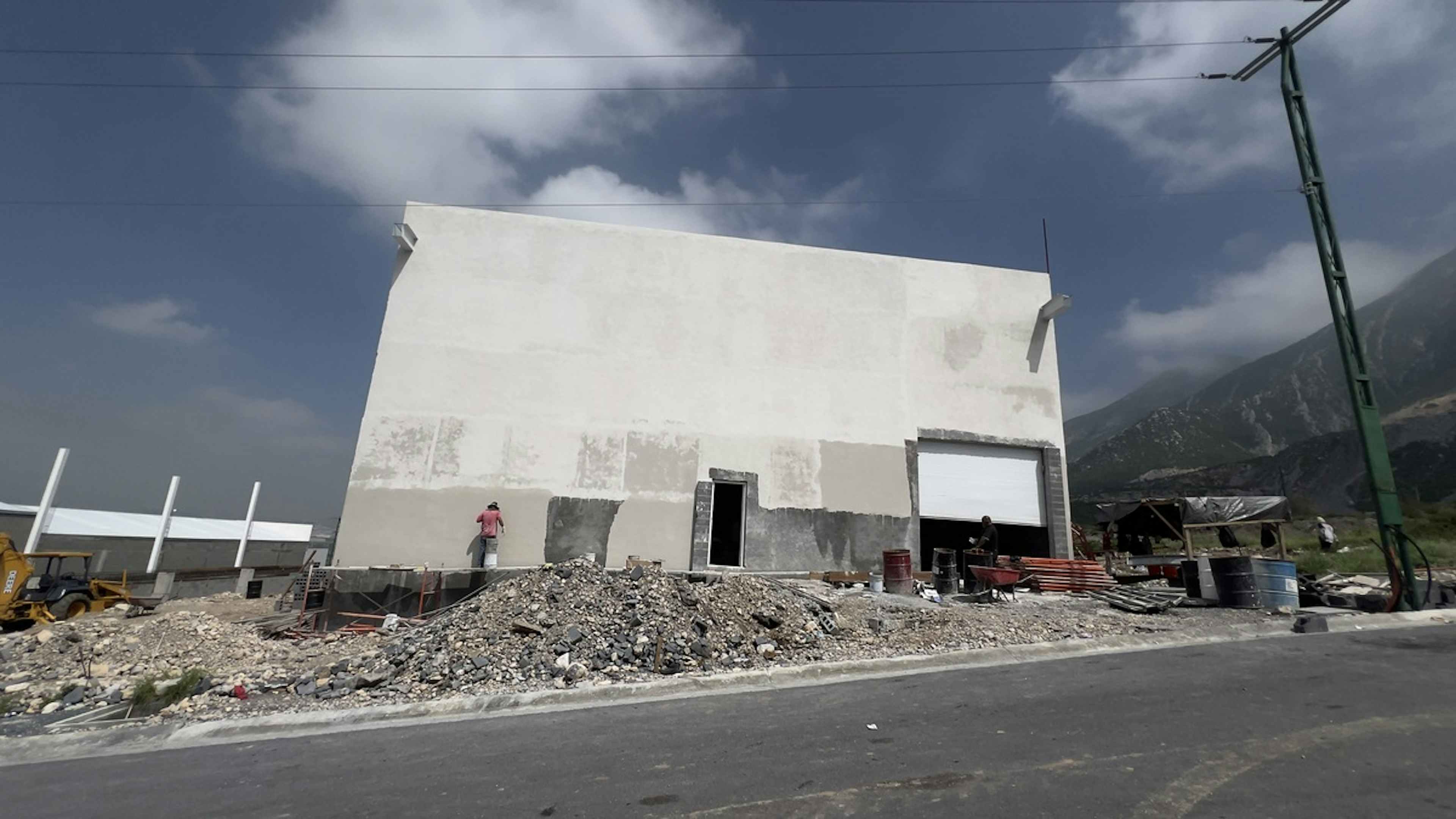 Autopista Saltillo - Monterrey 677