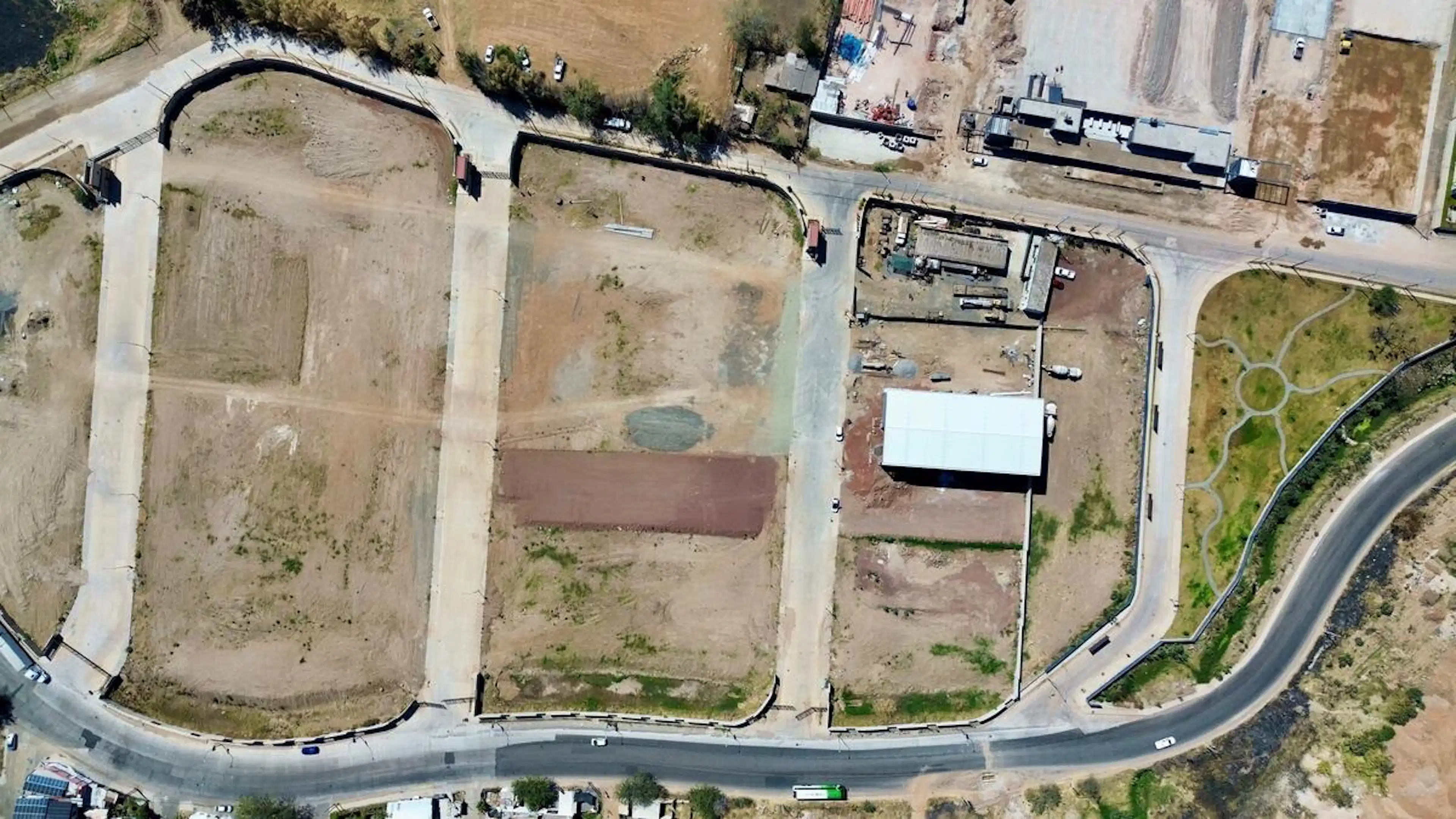 Lote Industrial en Venta | 1,298 m2 | Nuevo Periférico y Autopista Zapotlanejo