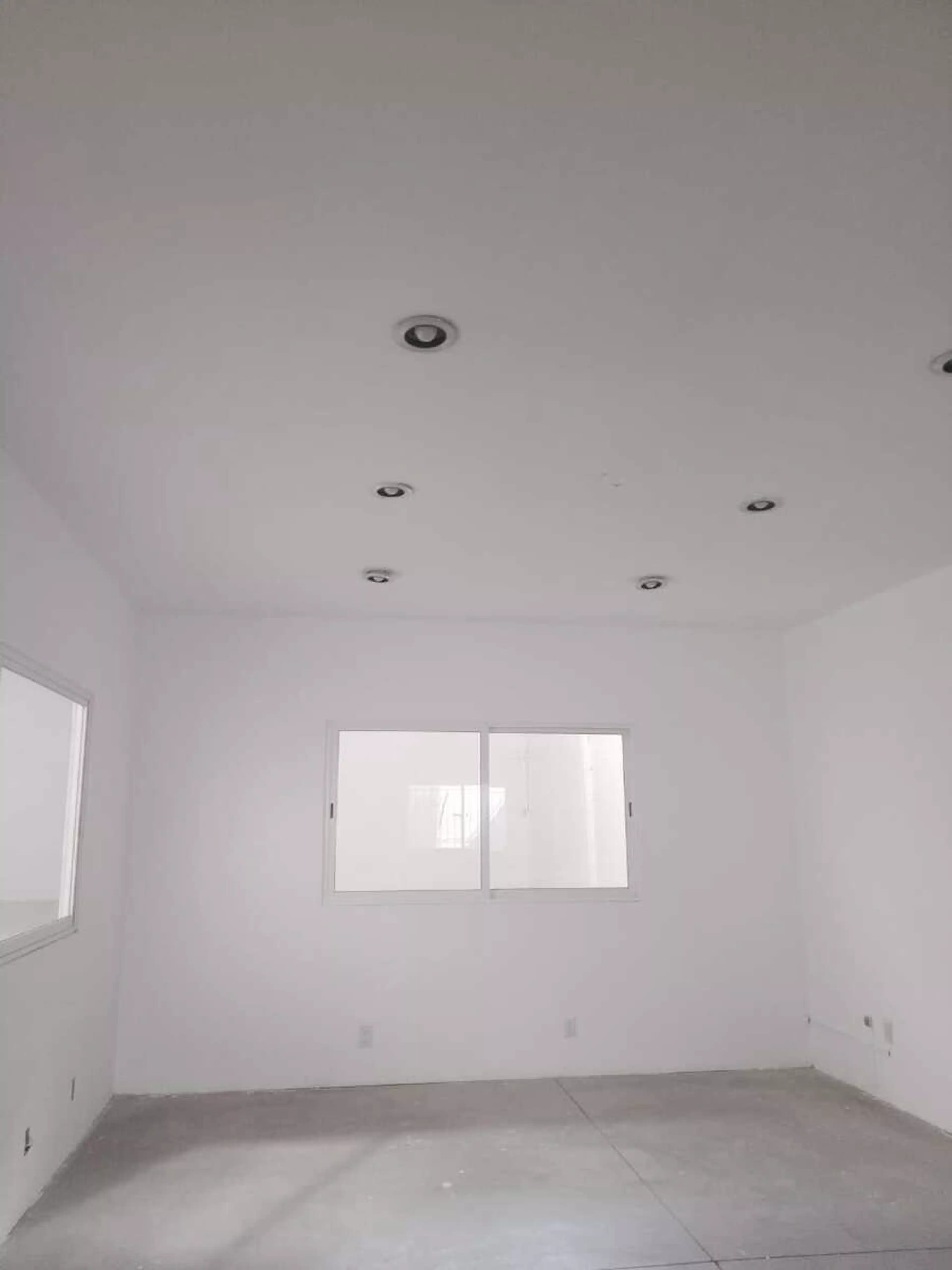 BODEGA EN RENTA EN LA VENTA DEL ASTILLERO