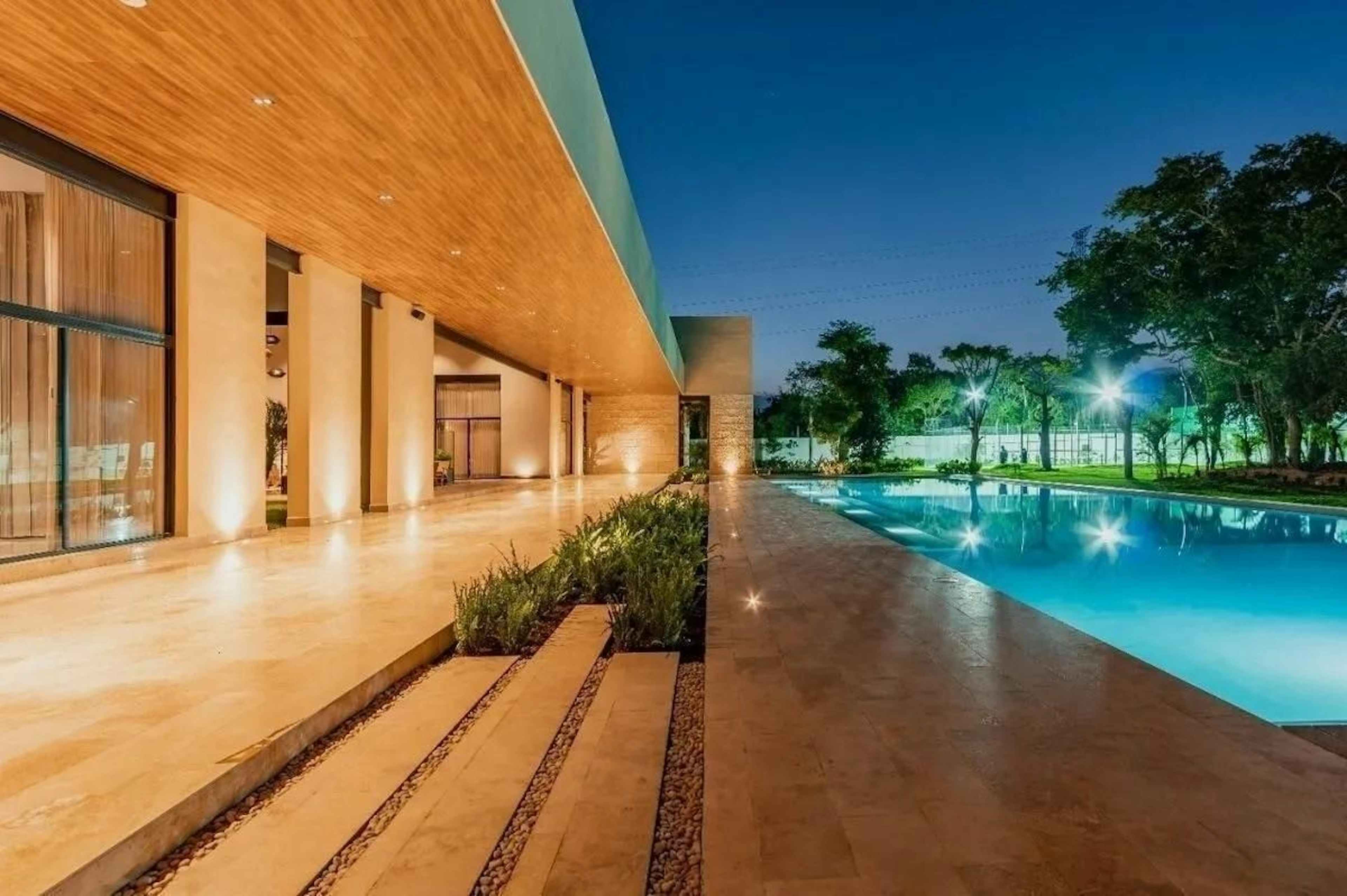 Terreno/lote En Venta Merida, Privada Tamara, En Rotonda, Con Amenidades De Lujo