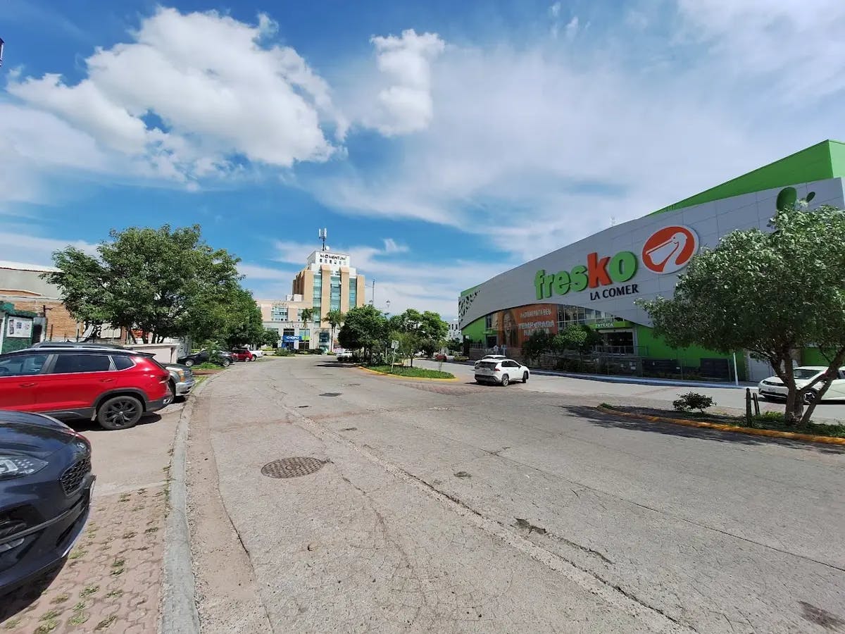 Local Comercial Spot2