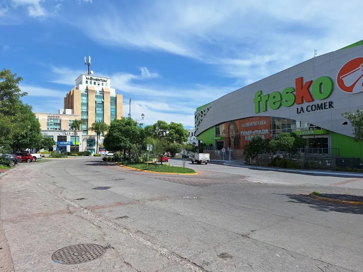 Local Comercial Spot2