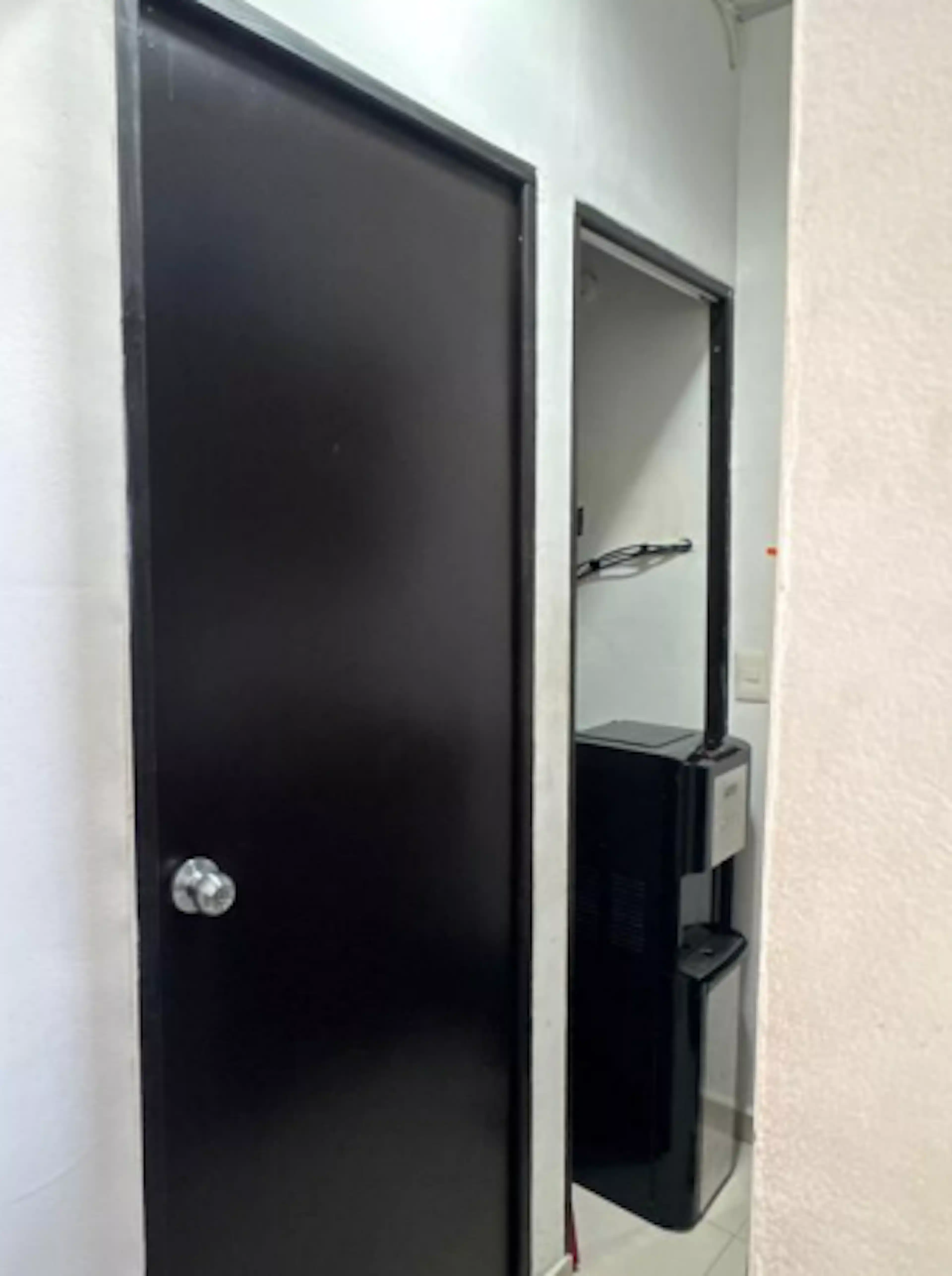 Suite 409