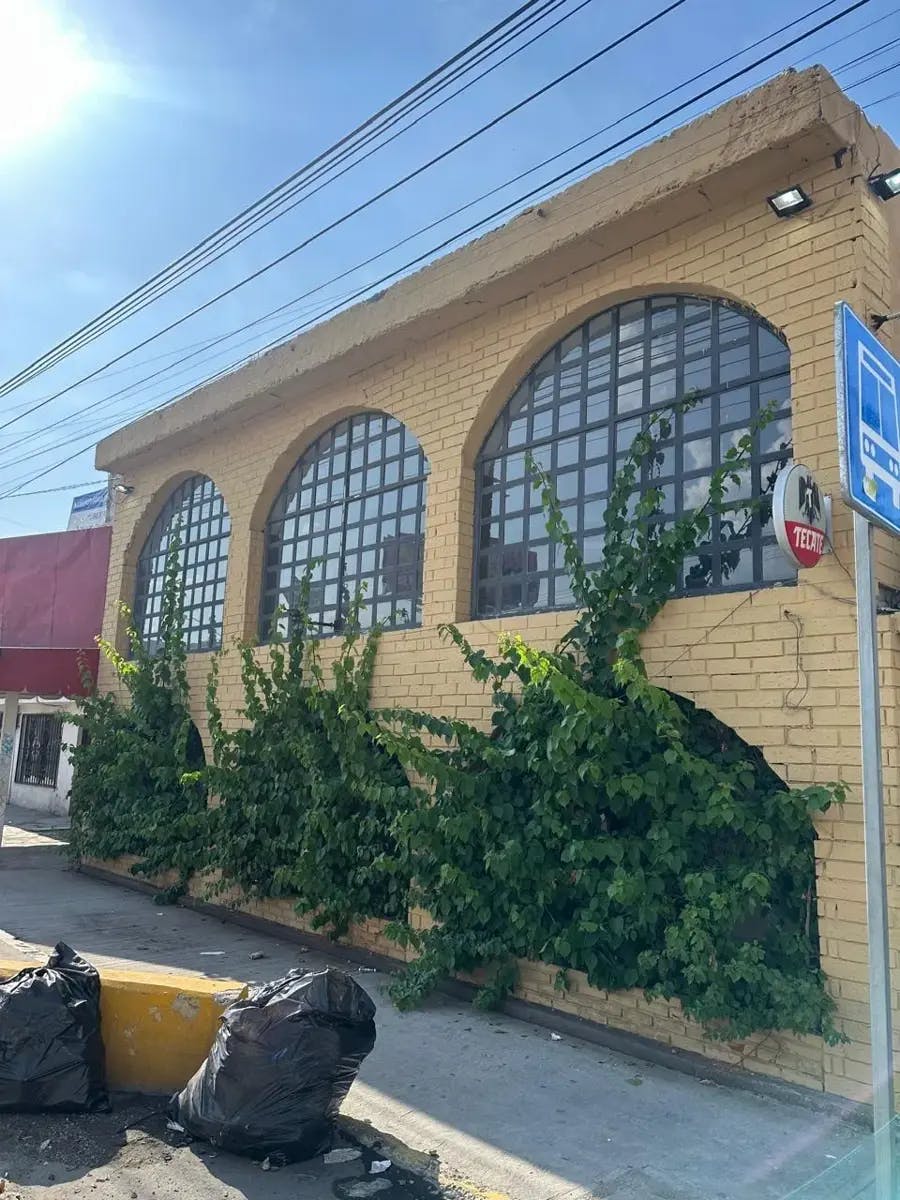 Local Comercial Spot2