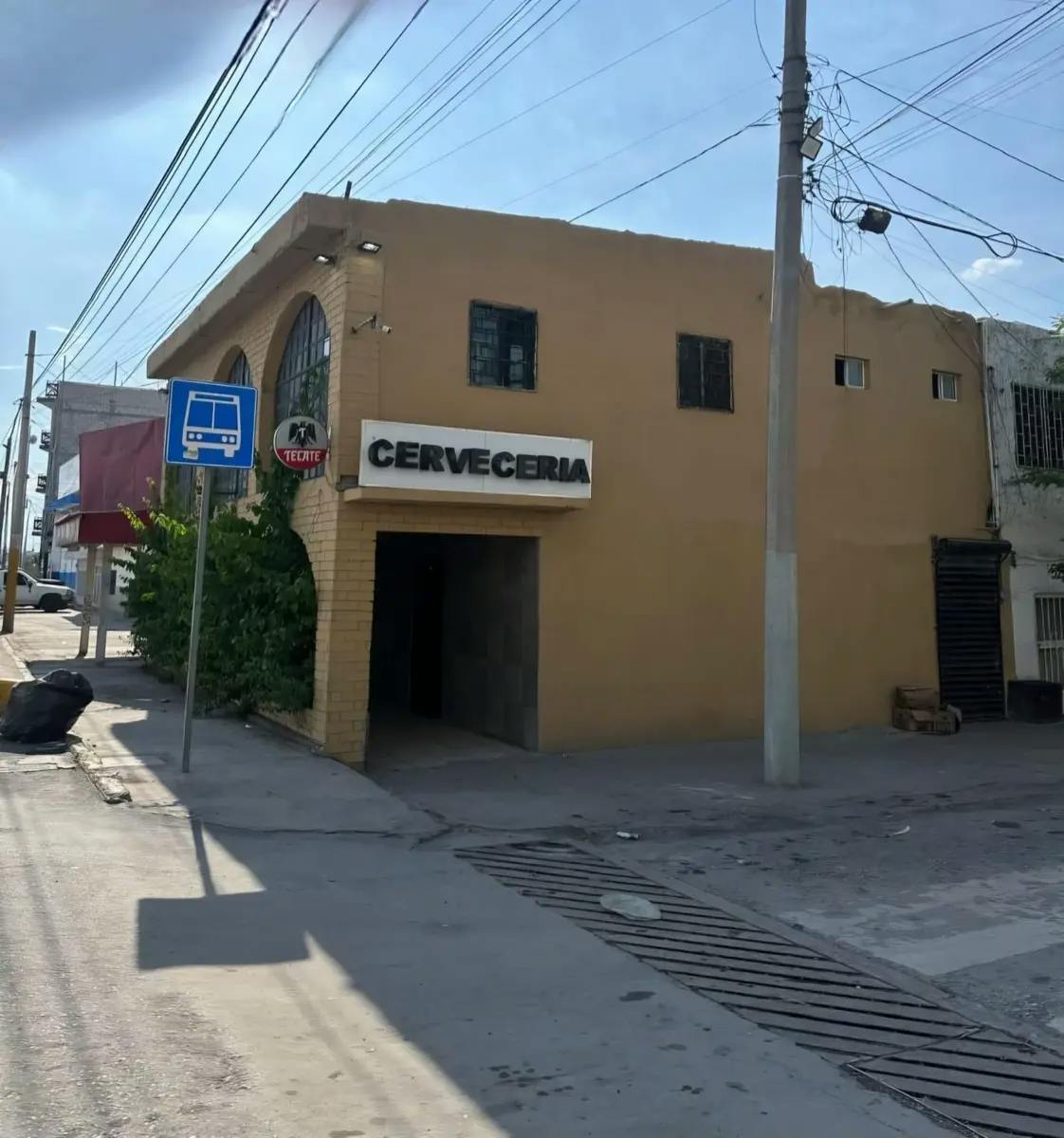 Local Comercial Spot2