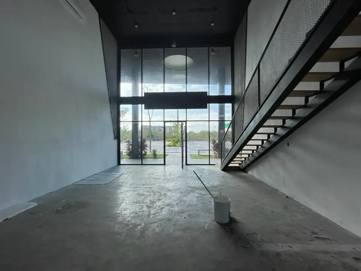 Local Comercial Spot2