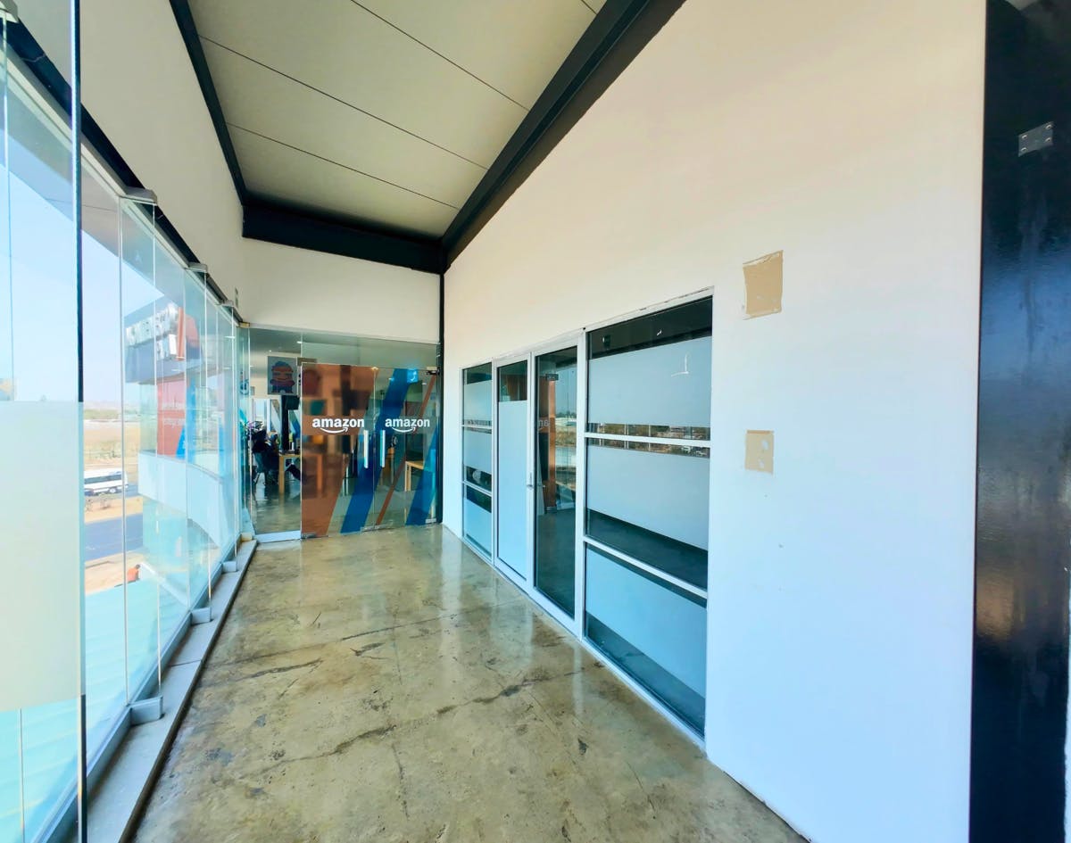 Local Comercial Spot2