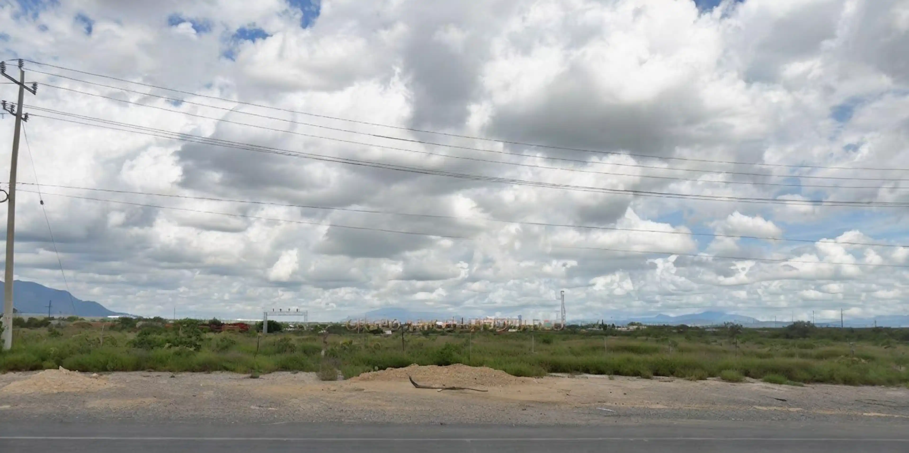 Terreno Industrial 27 Hectáreas con Vías Férreas en Salinas Victoria, N.L