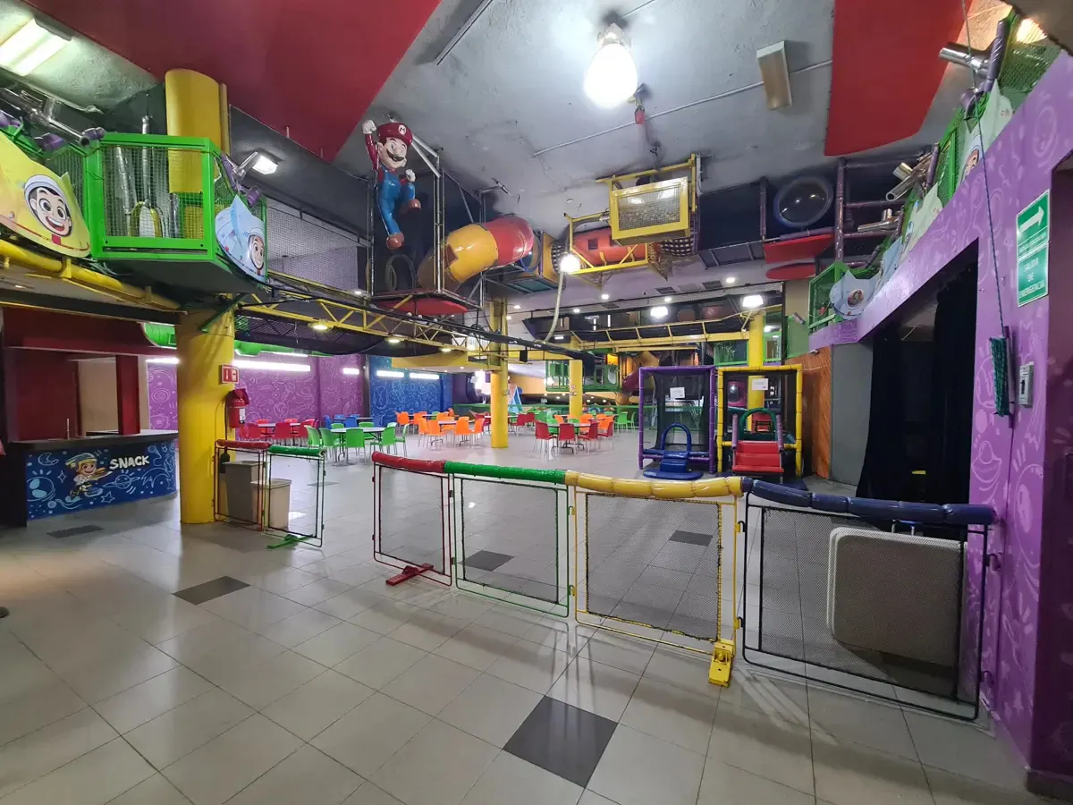 Local Comercial Spot2