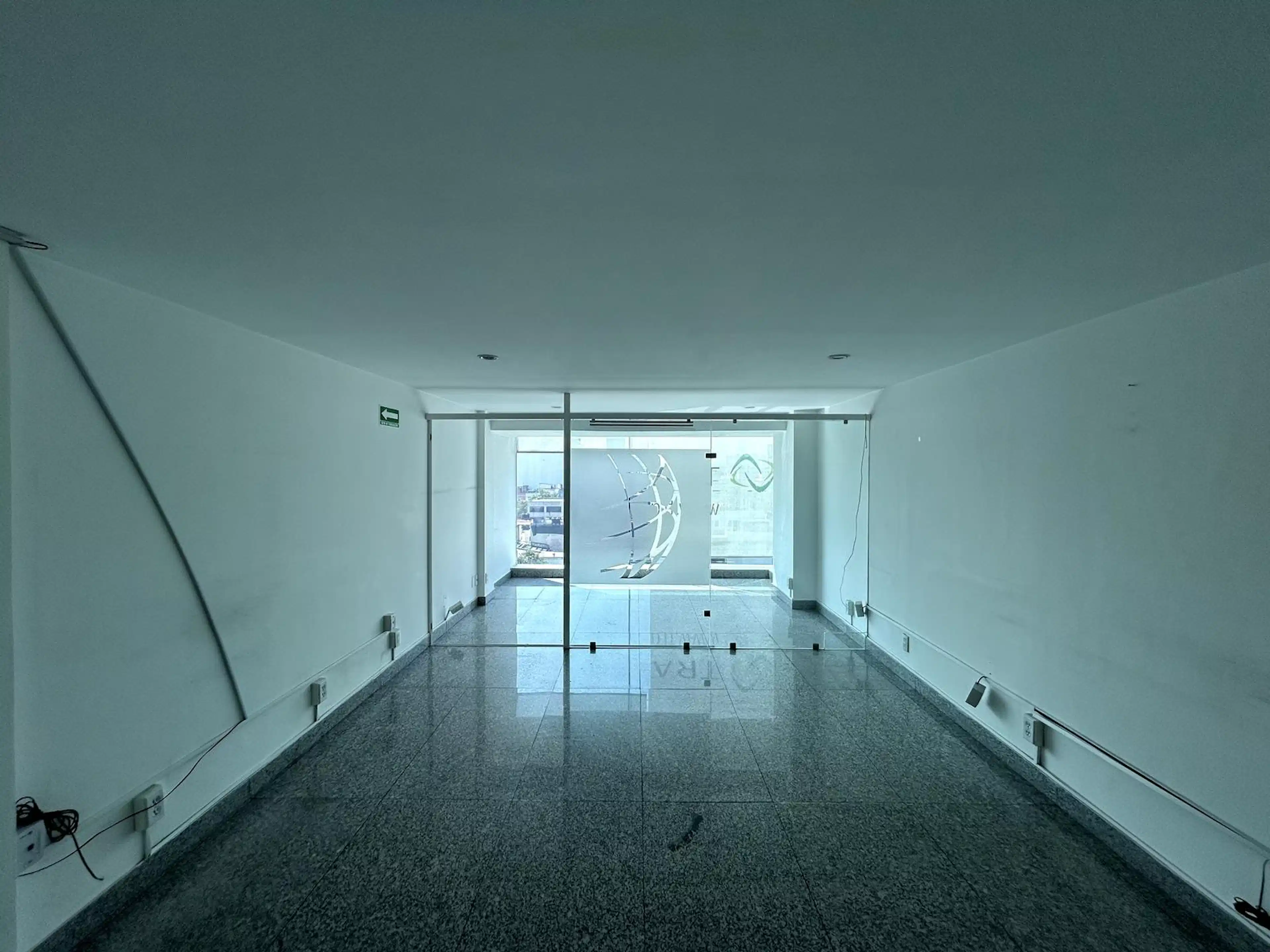 Oficina En Renta - Hipódromo Condesa  - Piso 8-  77 M2 77