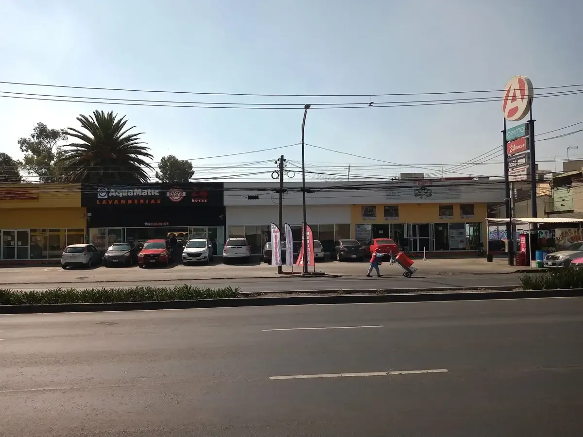 Local Comercial Spot2