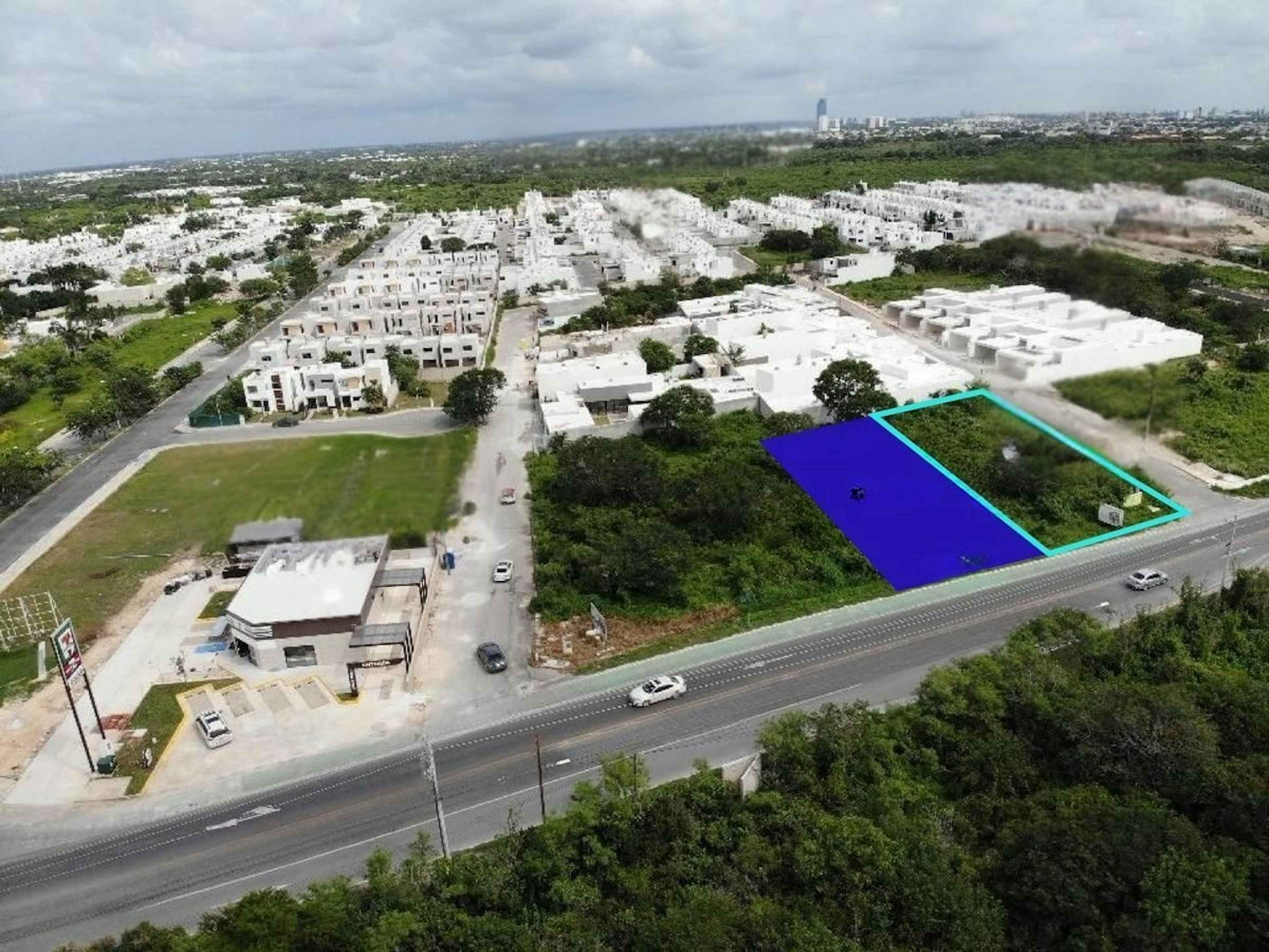 Terreno En Renta Sobre Avenida En Mérida Junto A Tiendas Ancla