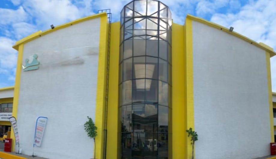 Local Comercial Spot2