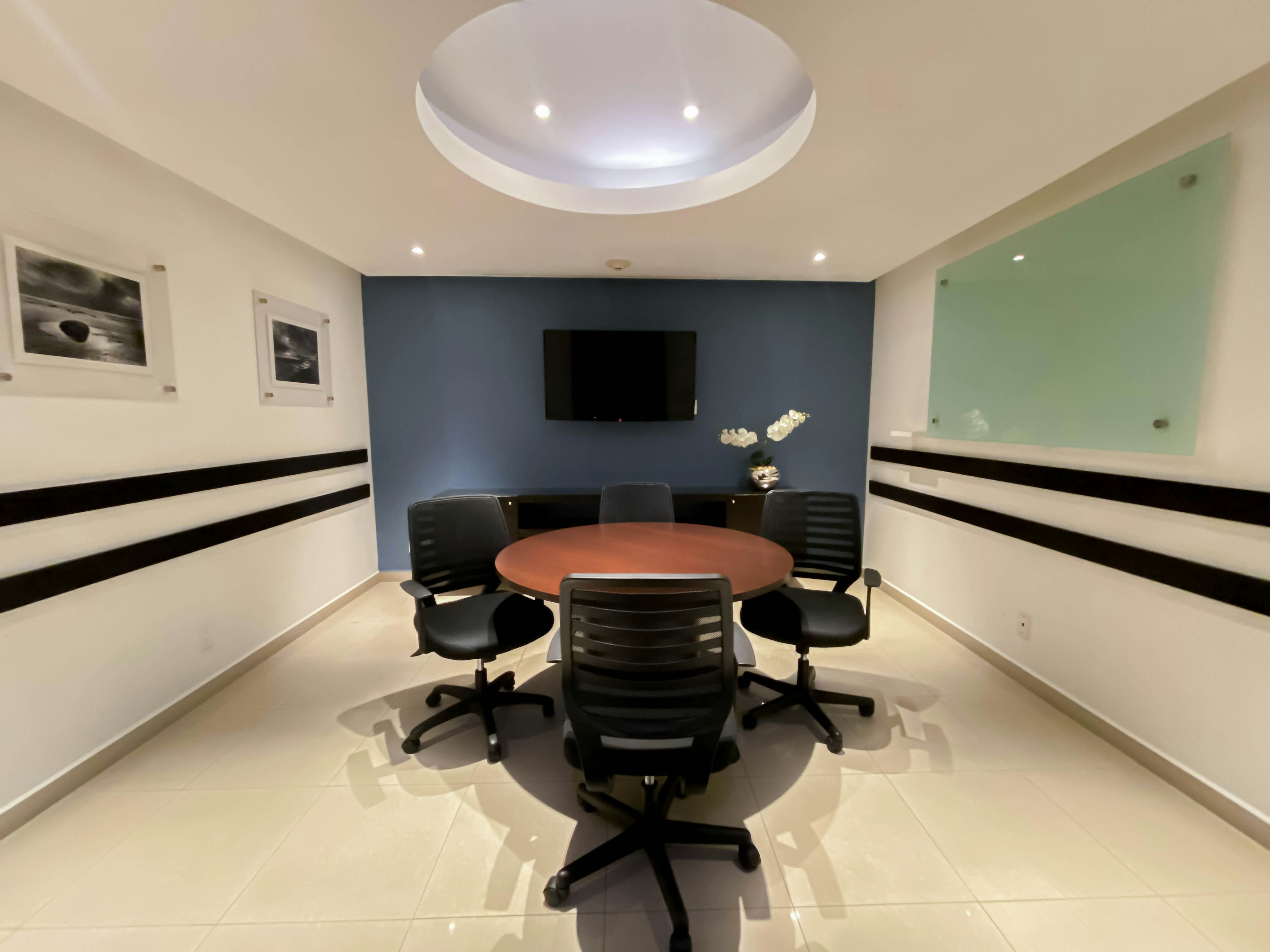 Oficina De 4-6 Personas-photo